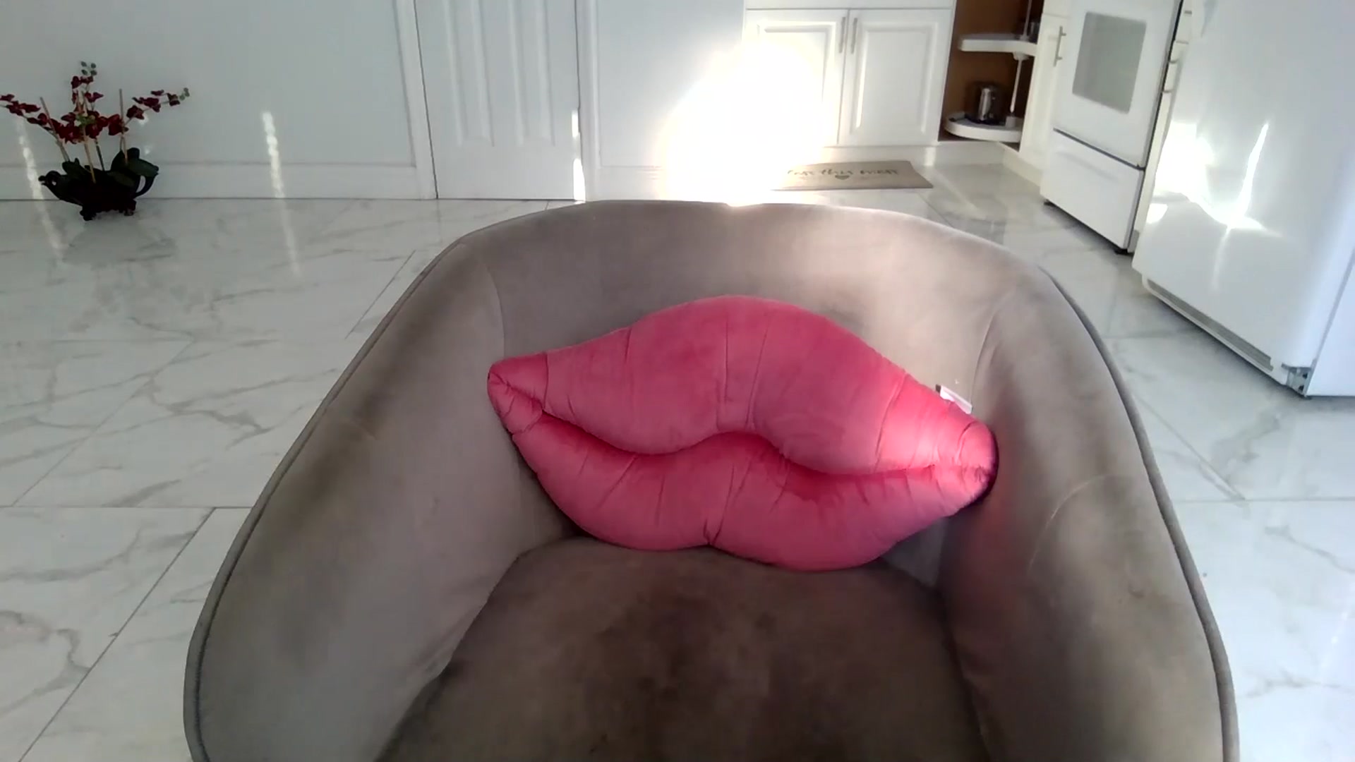 Gallery image thumbnail from Tati_Rae's myfreecams stream on, 09/03/2024, 12:39 image 20 of 20