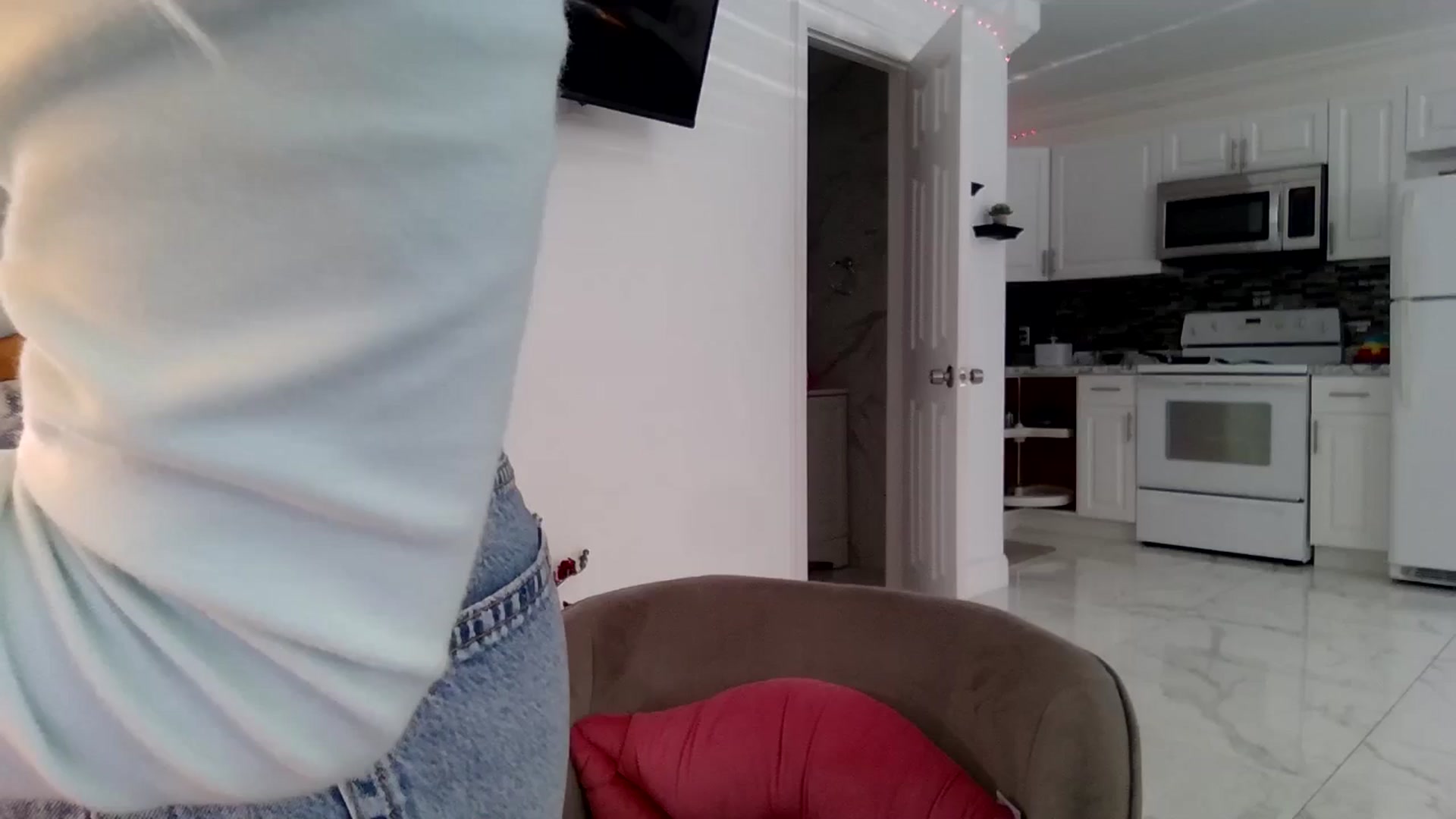 Gallery image thumbnail from Tati_Rae's myfreecams stream on, 09/03/2024, 14:00 image 16 of 20