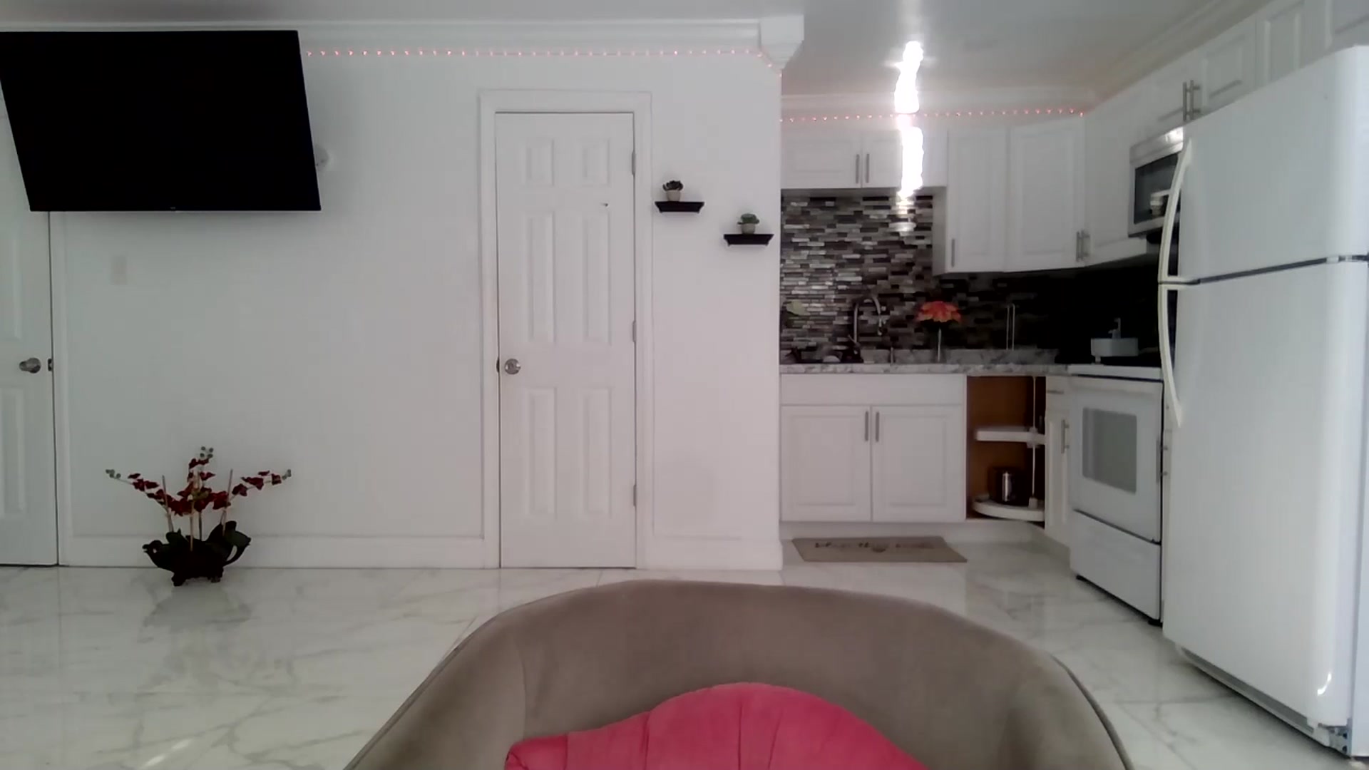 Gallery image thumbnail from Tati_Rae's myfreecams stream on, 09/03/2024, 14:00 image 3 of 20