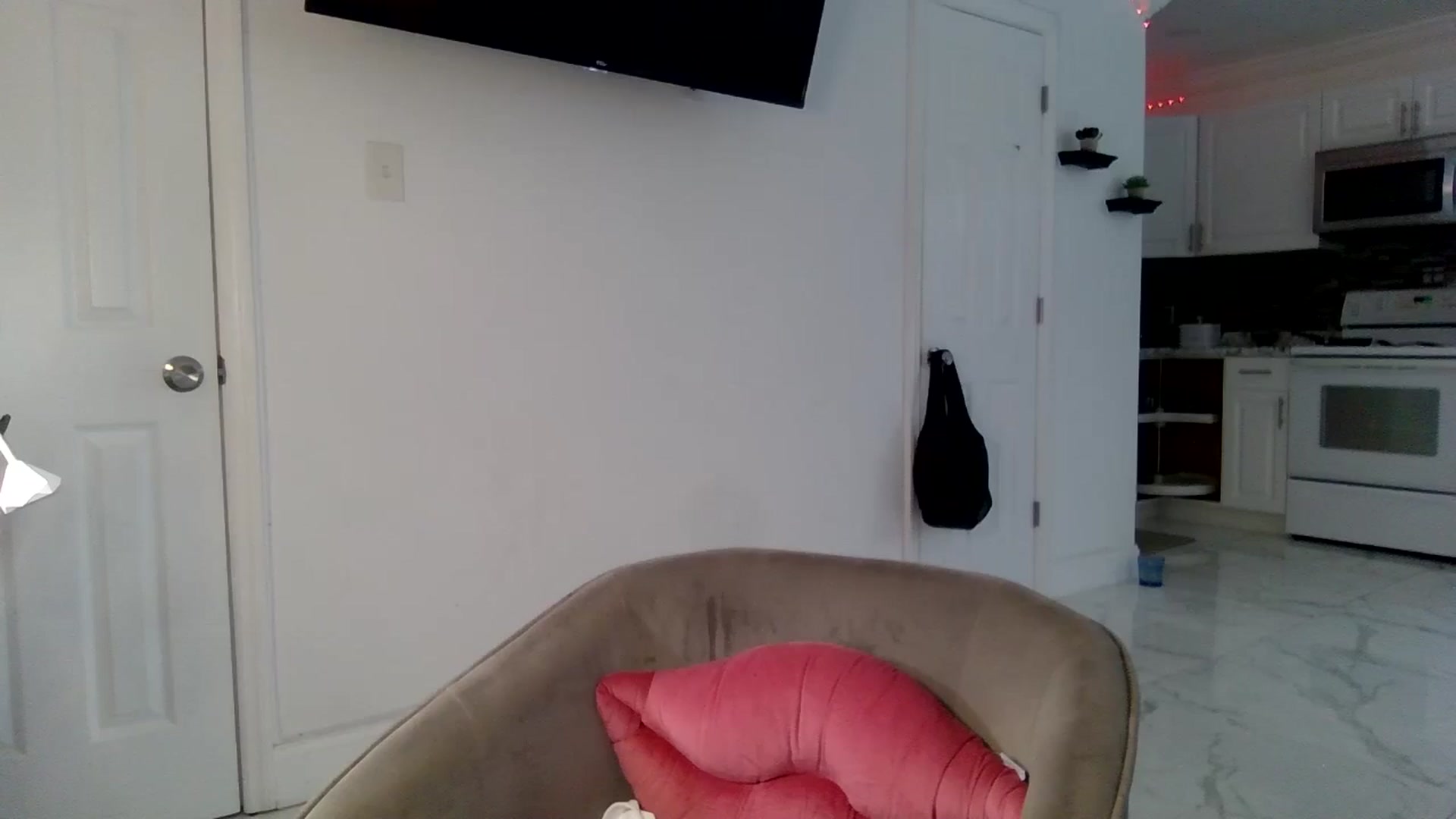 Gallery image thumbnail from Tati_Rae's myfreecams stream on, 09/05/2024, 18:15 image 14 of 20