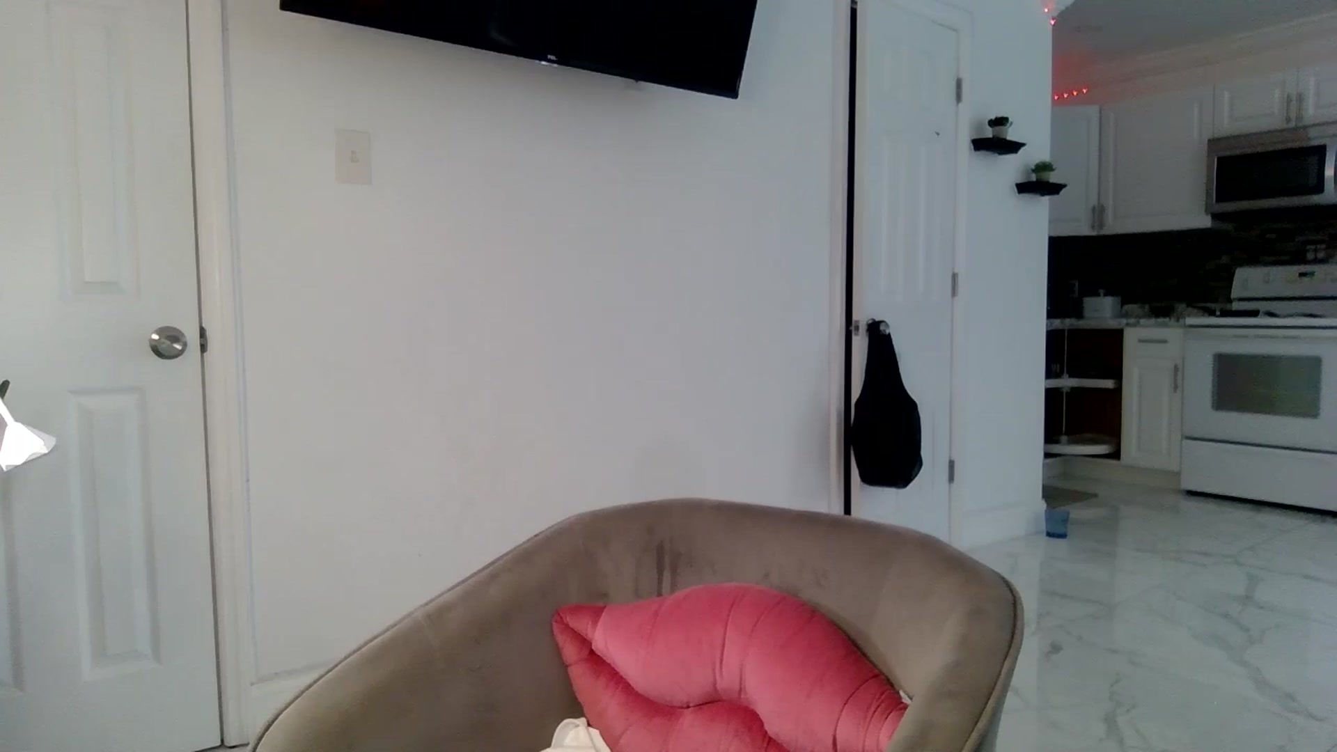 Gallery image thumbnail from Tati_Rae's myfreecams stream on, 09/05/2024, 18:15 image 11 of 20