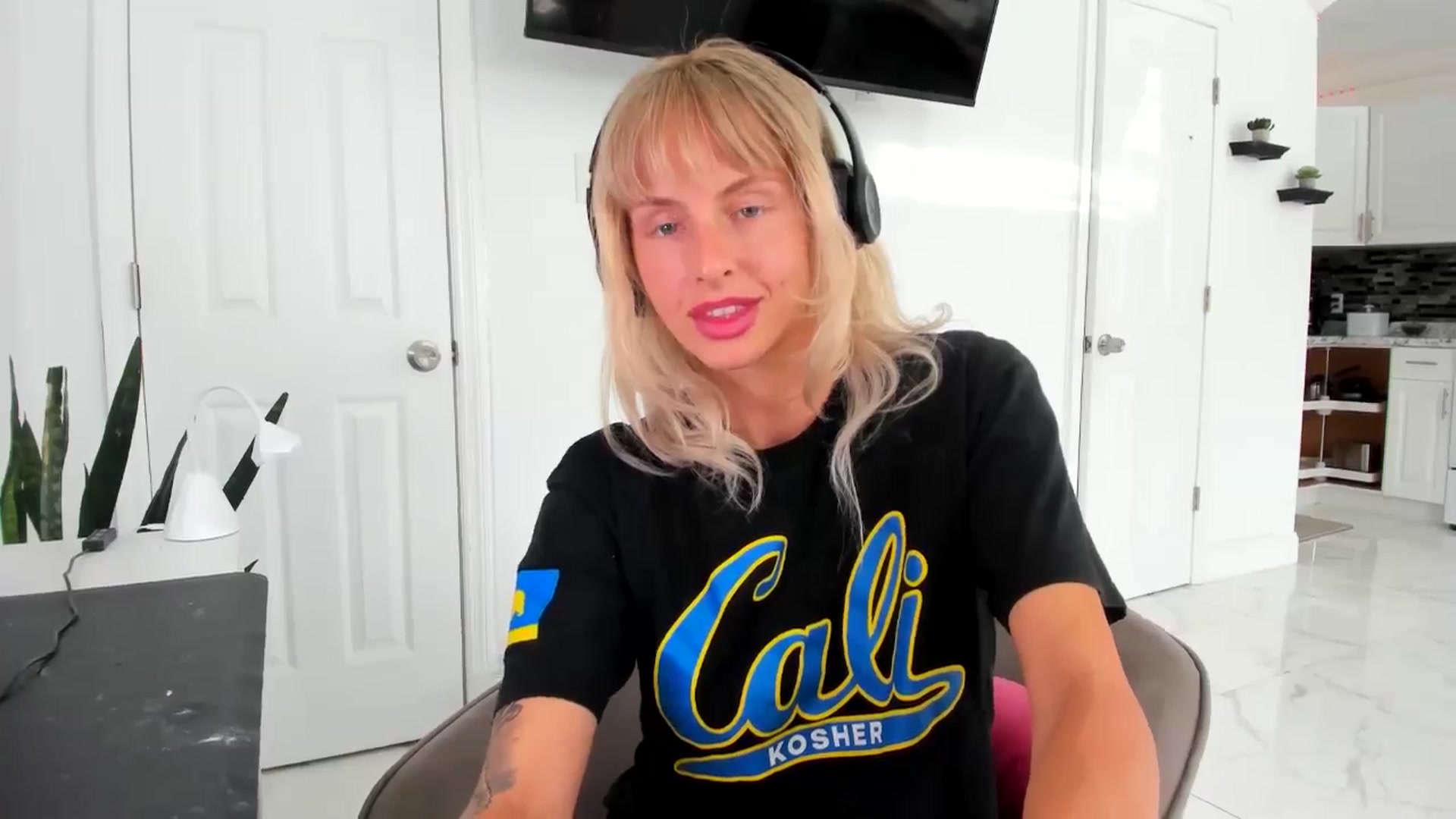 Gallery image thumbnail from Tati_Rae's myfreecams stream on, 09/07/2024, 13:53 image 9 of 20