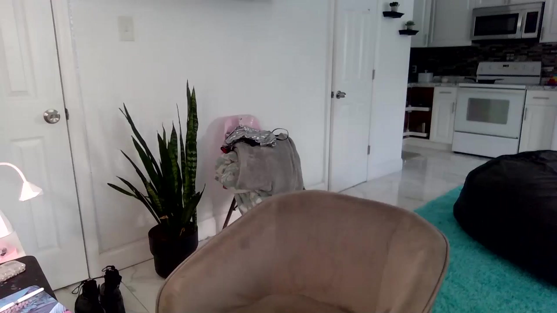 Gallery image thumbnail from Tati_Rae's myfreecams stream on, 10/03/2024, 16:23 image 16 of 20