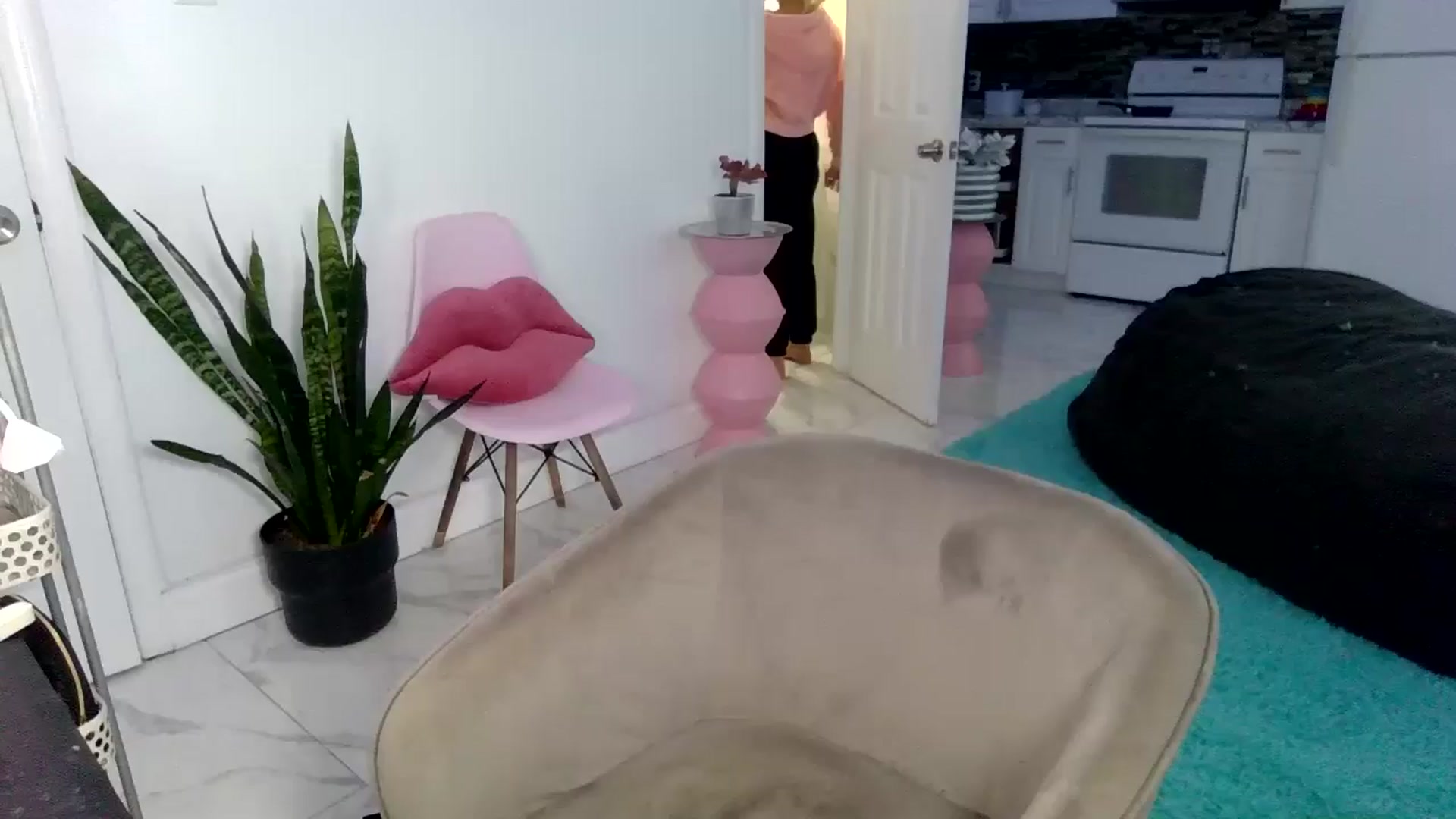Gallery image thumbnail from Tati_Rae's myfreecams stream on, 10/16/2024, 18:26 image 1 of 20