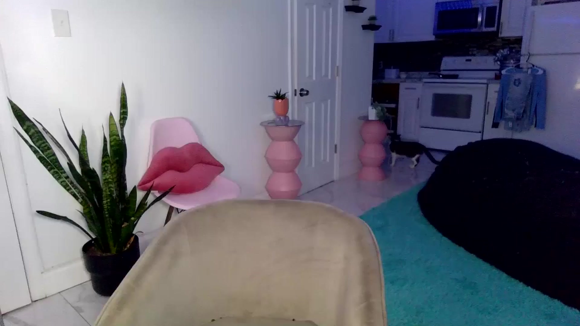Gallery image thumbnail from Tati_Rae's myfreecams stream on, 10/17/2024, 02:02 image 17 of 20
