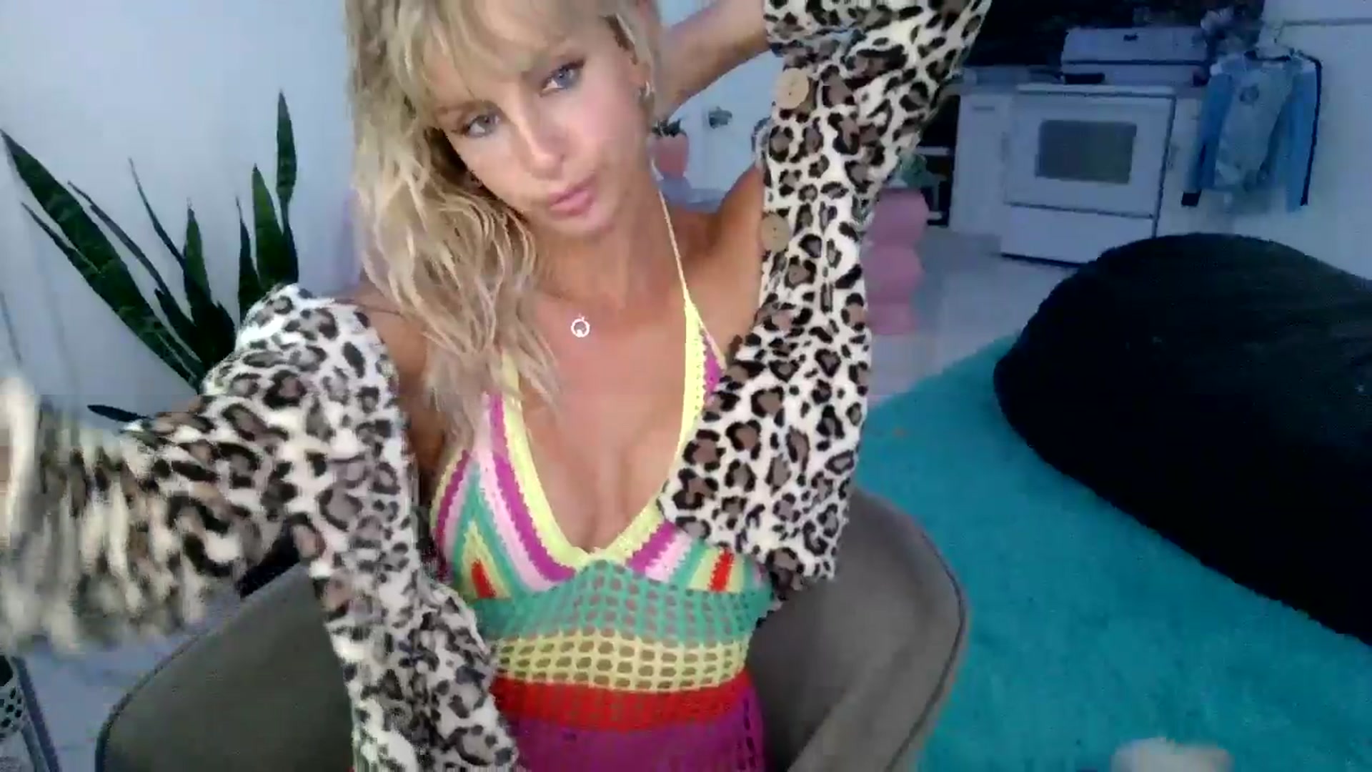 Gallery image thumbnail from Tati_Rae's myfreecams stream on, 10/17/2024, 17:25 image 2 of 20