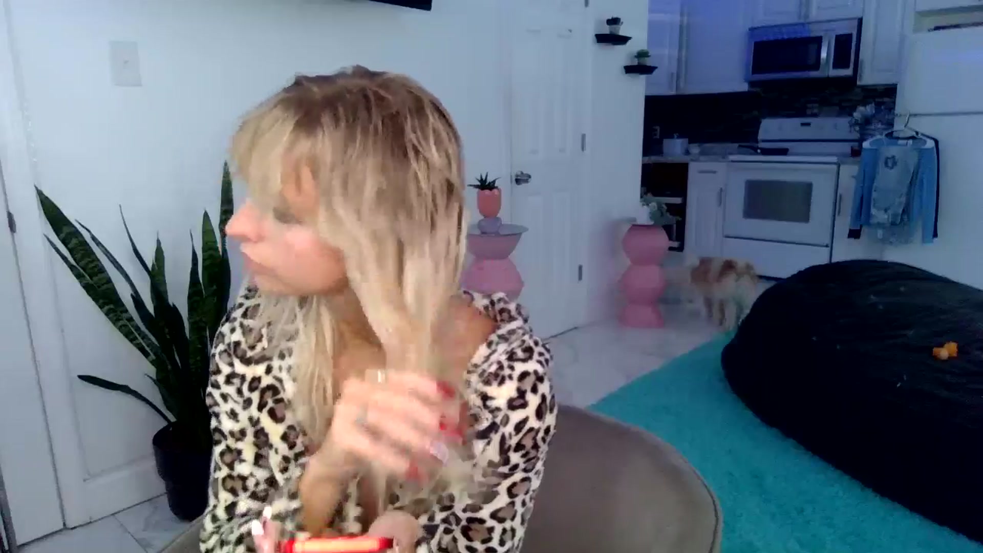 Gallery image thumbnail from Tati_Rae's myfreecams stream on, 10/17/2024, 17:25 image 8 of 20