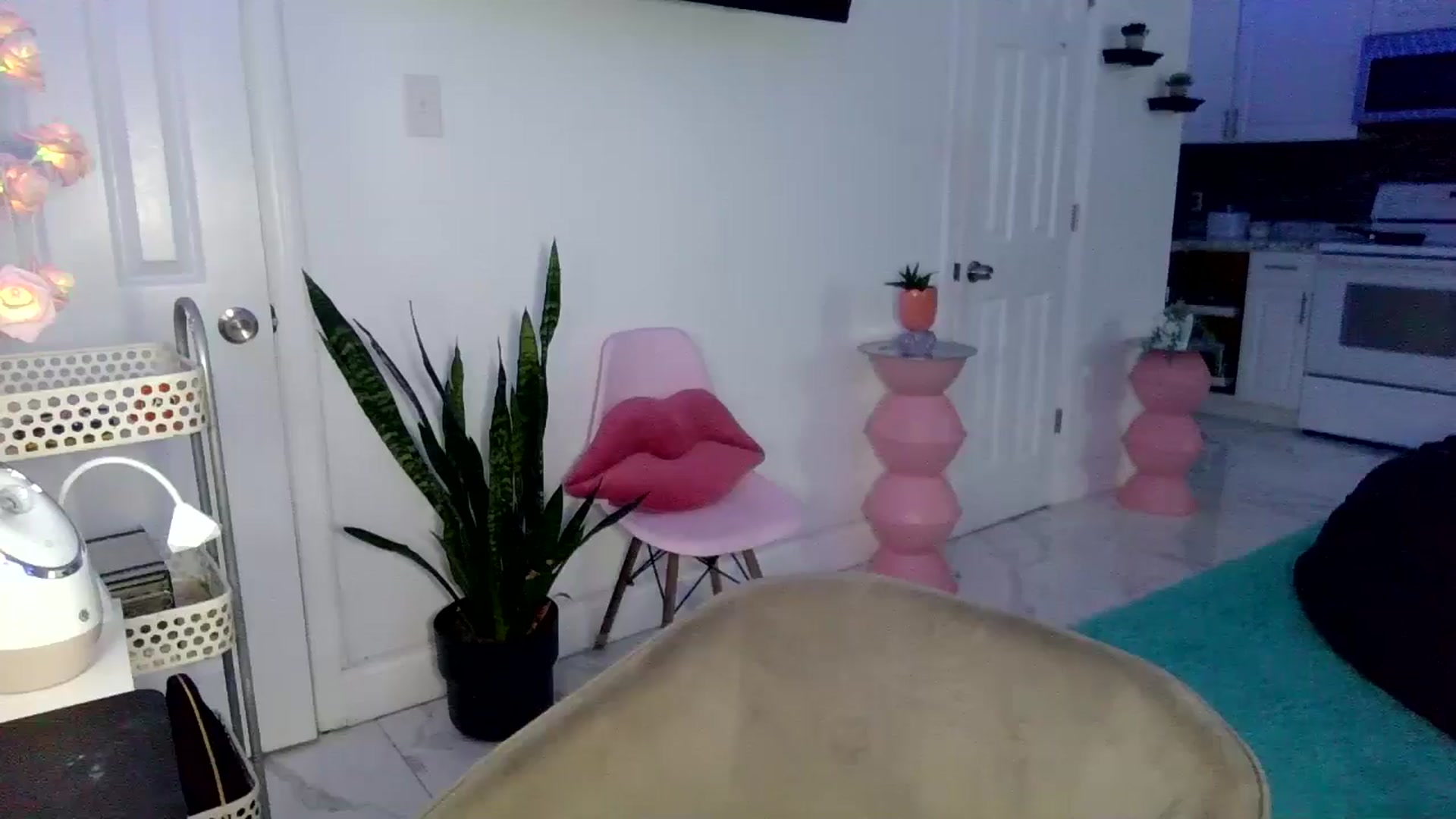 Gallery image thumbnail from Tati_Rae's myfreecams stream on, 10/19/2024, 12:06 image 13 of 20
