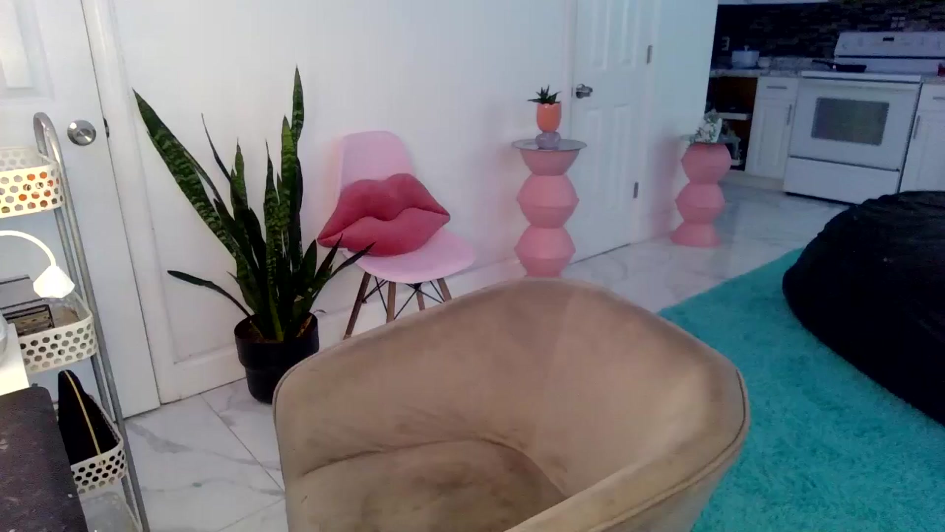 Gallery image thumbnail from Tati_Rae's myfreecams stream on, 10/21/2024, 17:31 image 13 of 20