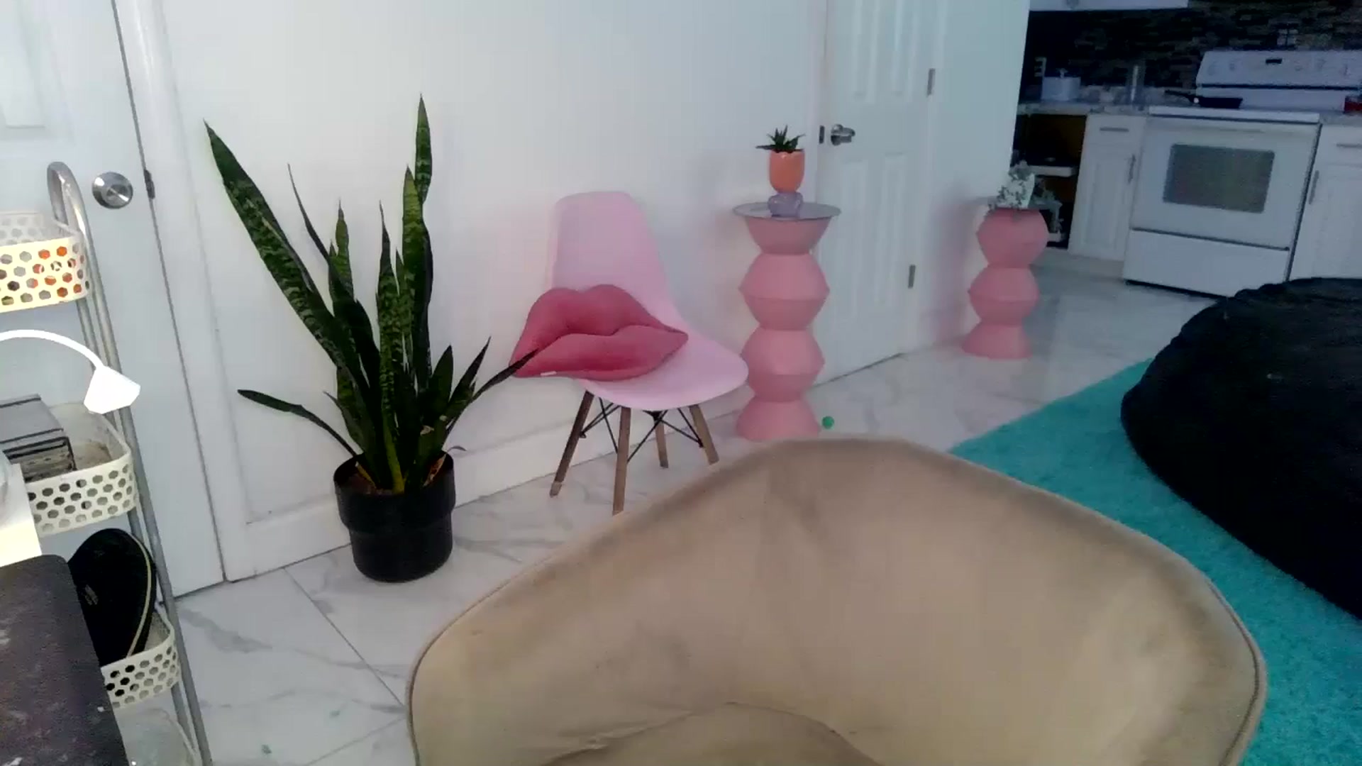 Gallery image thumbnail from Tati_Rae's myfreecams stream on, 10/22/2024, 16:40 image 17 of 20
