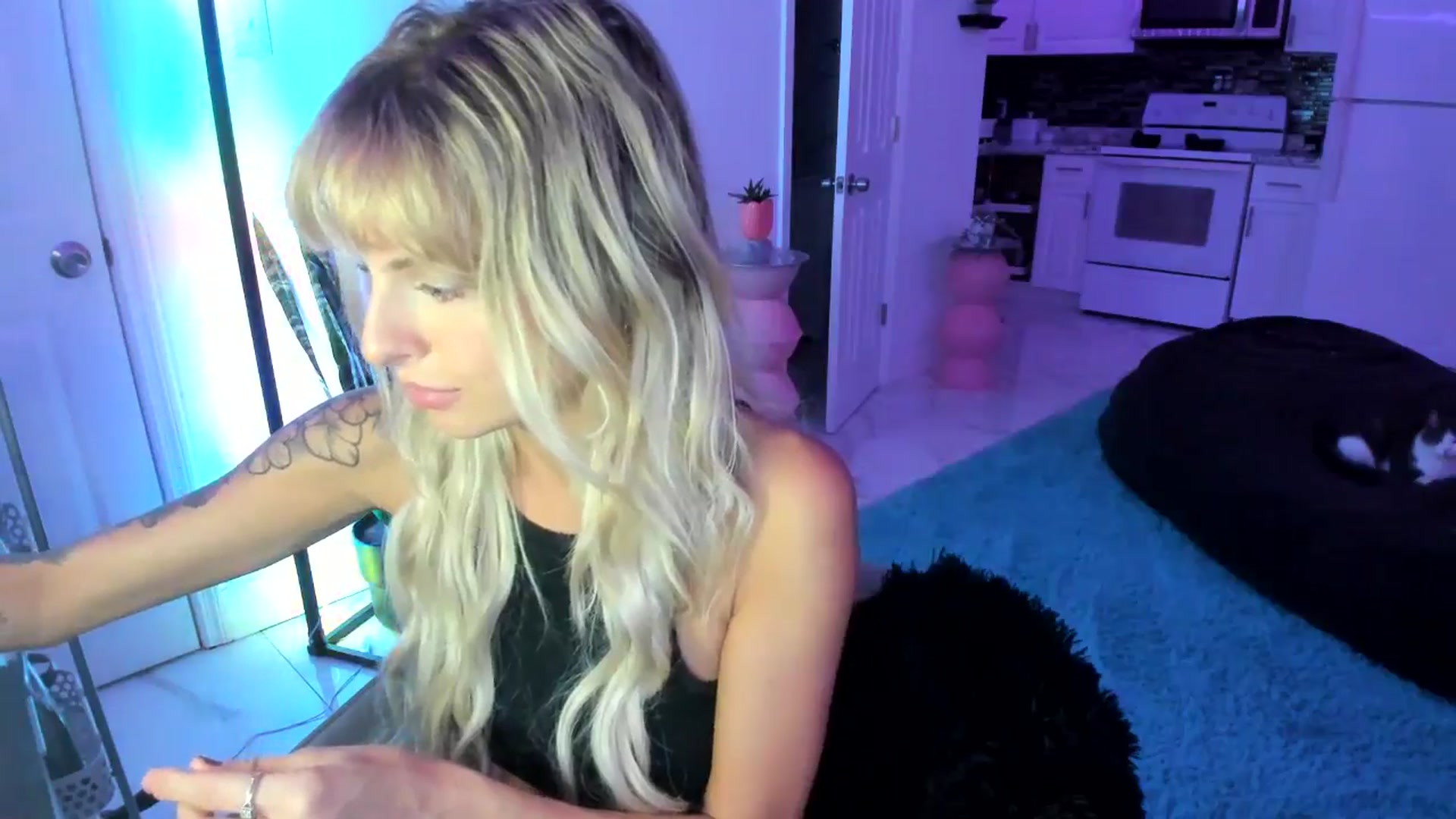Gallery image thumbnail from Tati_Rae's myfreecams stream on, 11/22/2024, 10:30 image 8 of 20