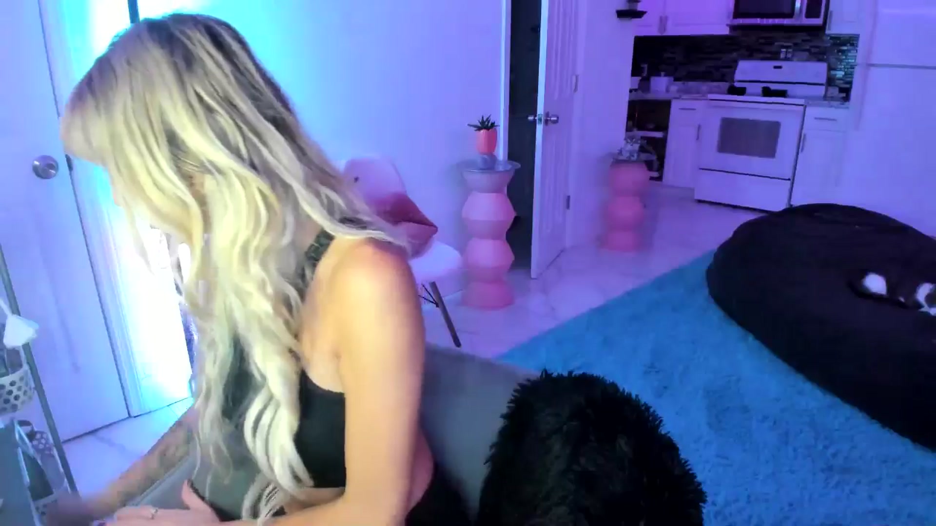 Gallery image thumbnail from Tati_Rae's myfreecams stream on, 11/22/2024, 10:30 image 17 of 20