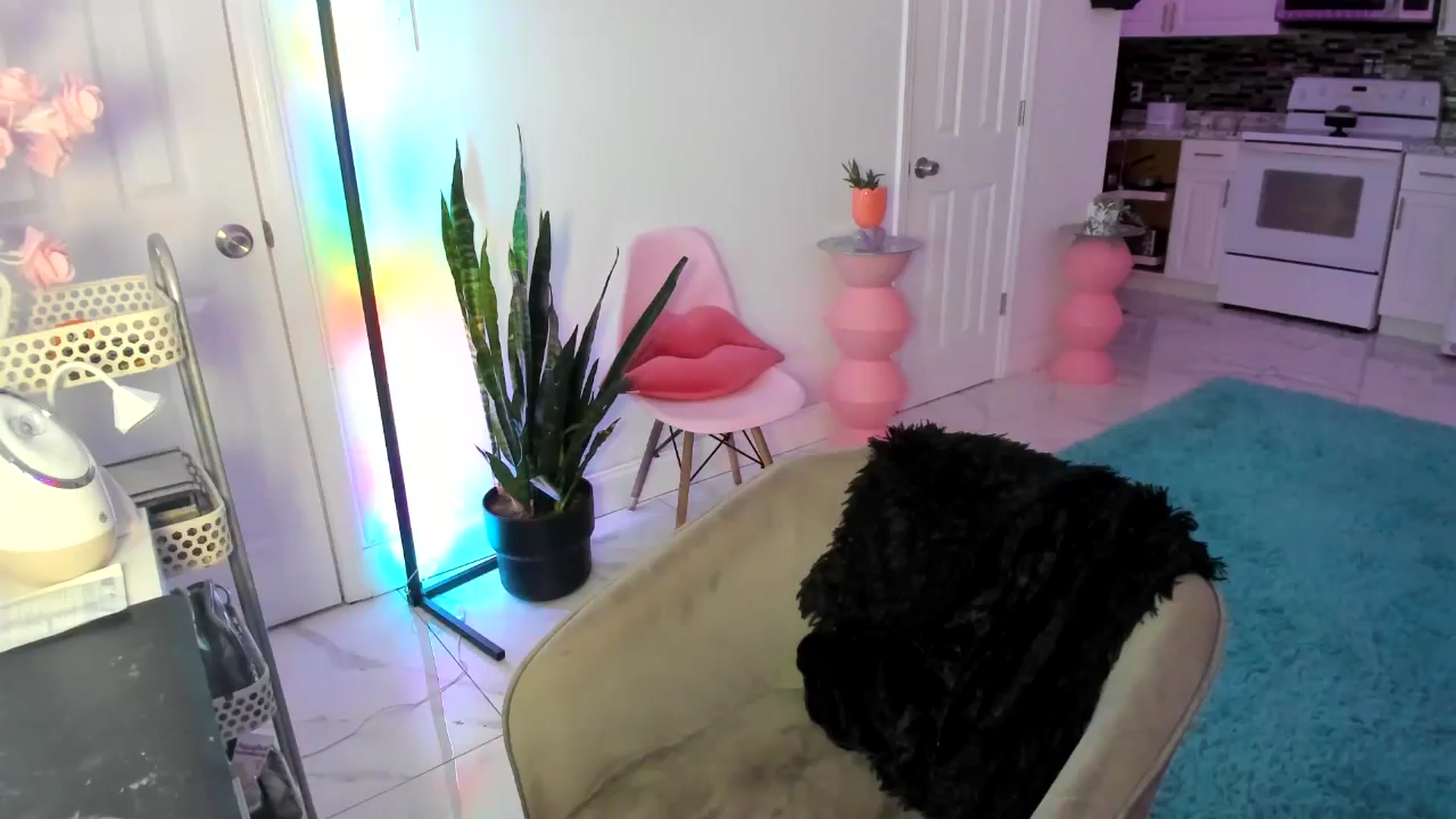 Gallery image thumbnail from Tati_Rae's myfreecams stream on, 12/23/2024, 22:50 image 20 of 20