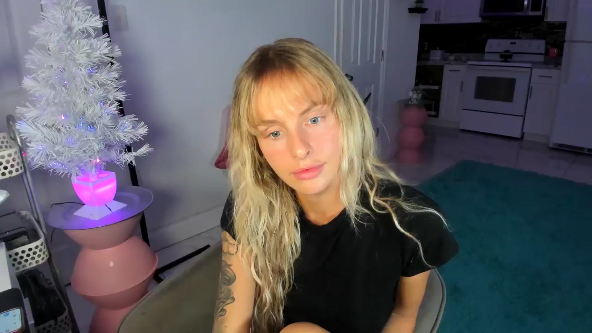 Gallery image thumbnail from Tati_Rae's myfreecams stream on, 12/27/2024, 03:38 image 1 of 20