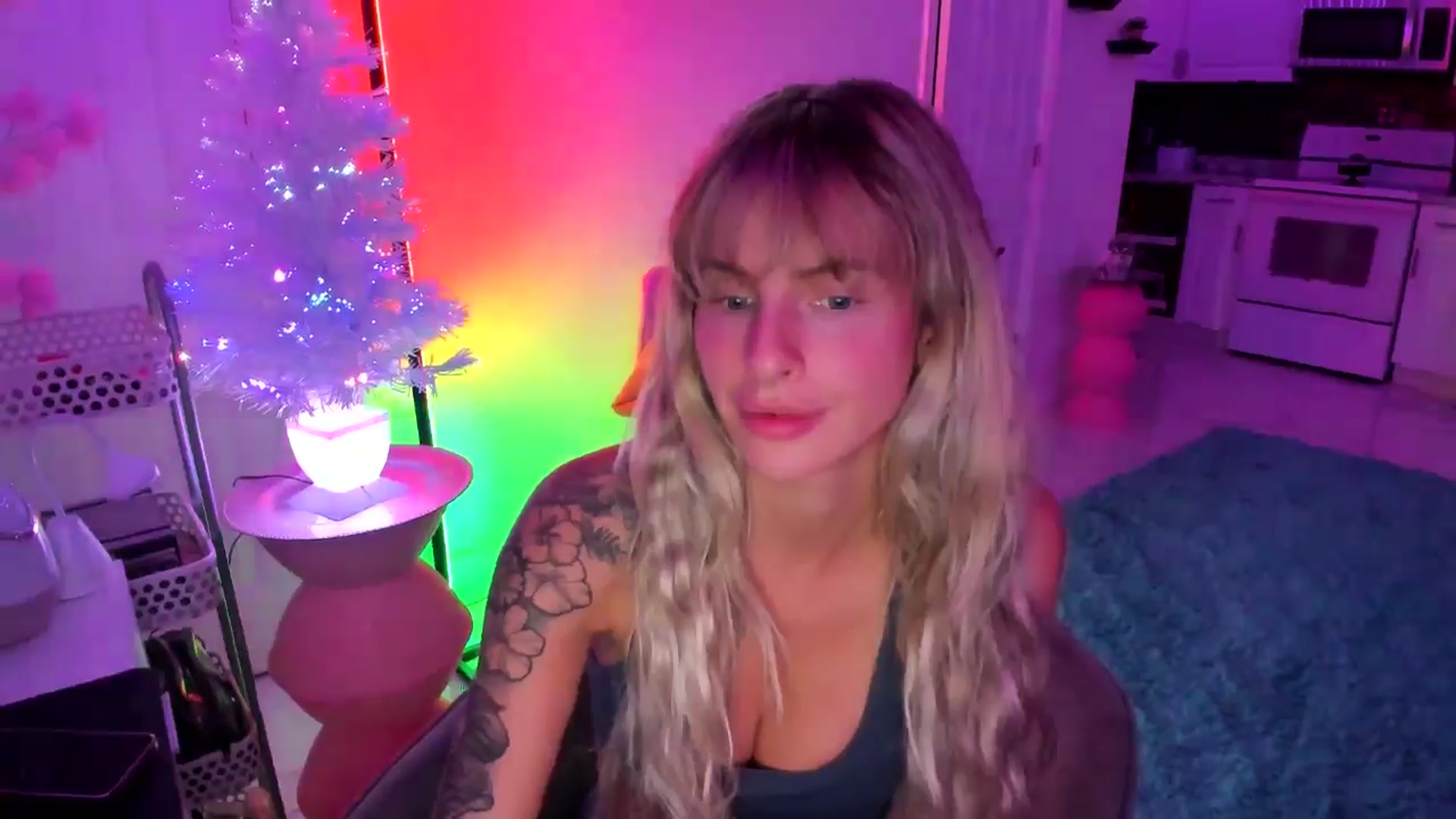 Gallery image thumbnail from Tati_Rae's myfreecams stream on, 12/28/2024, 11:25 image 14 of 20