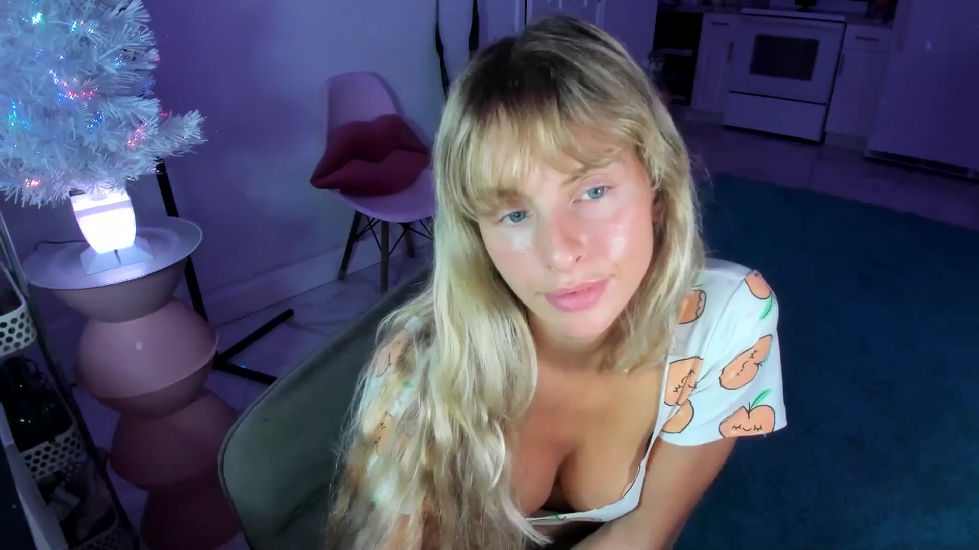 Gallery image thumbnail from Tati_Rae's myfreecams stream on, 12/30/2024, 07:39 image 12 of 20