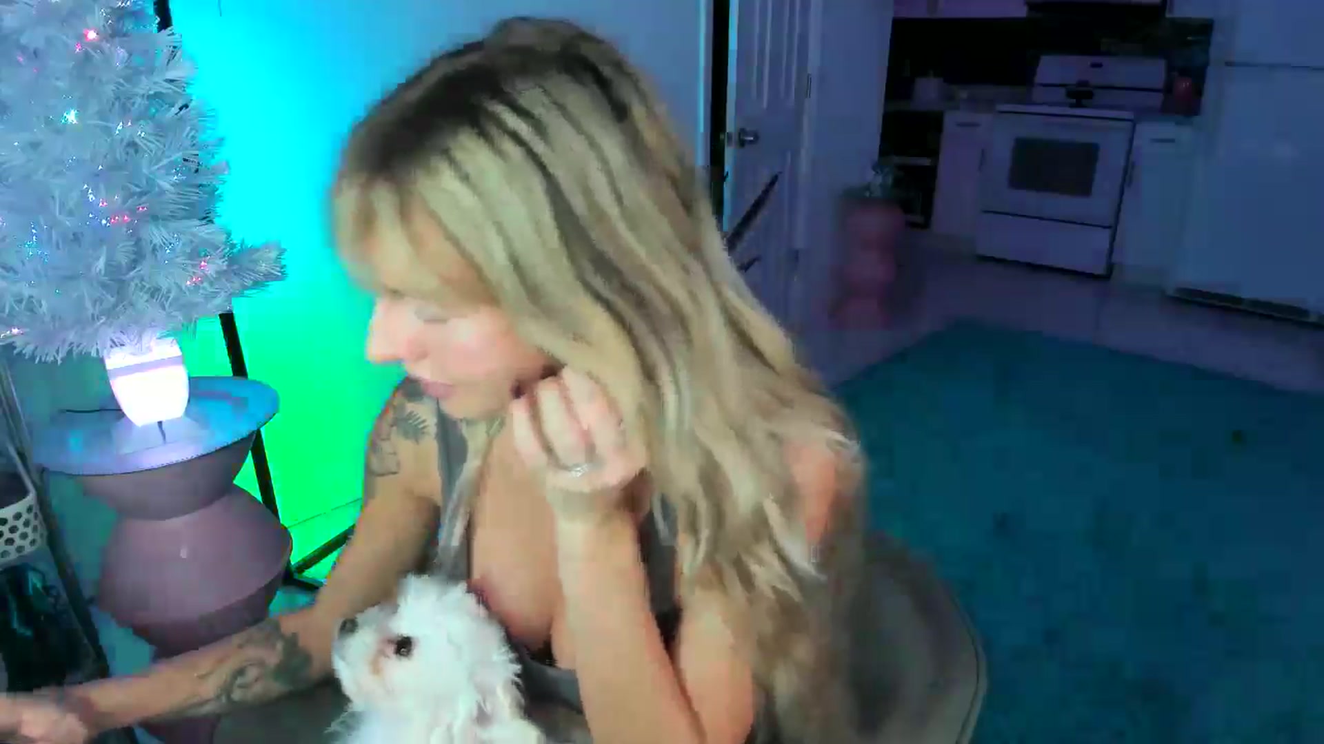 Gallery image thumbnail from Tati_Rae's myfreecams stream on, 12/31/2024, 02:19 image 19 of 20