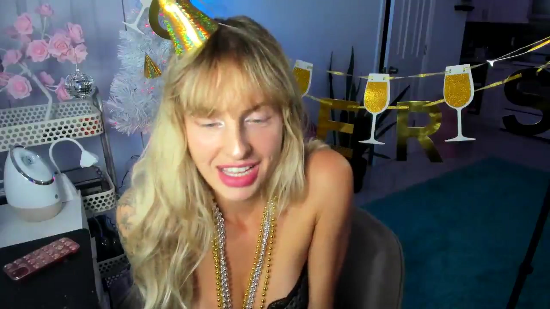 Gallery image thumbnail from Tati_Rae's myfreecams stream on, 12/31/2024, 23:22 image 16 of 20