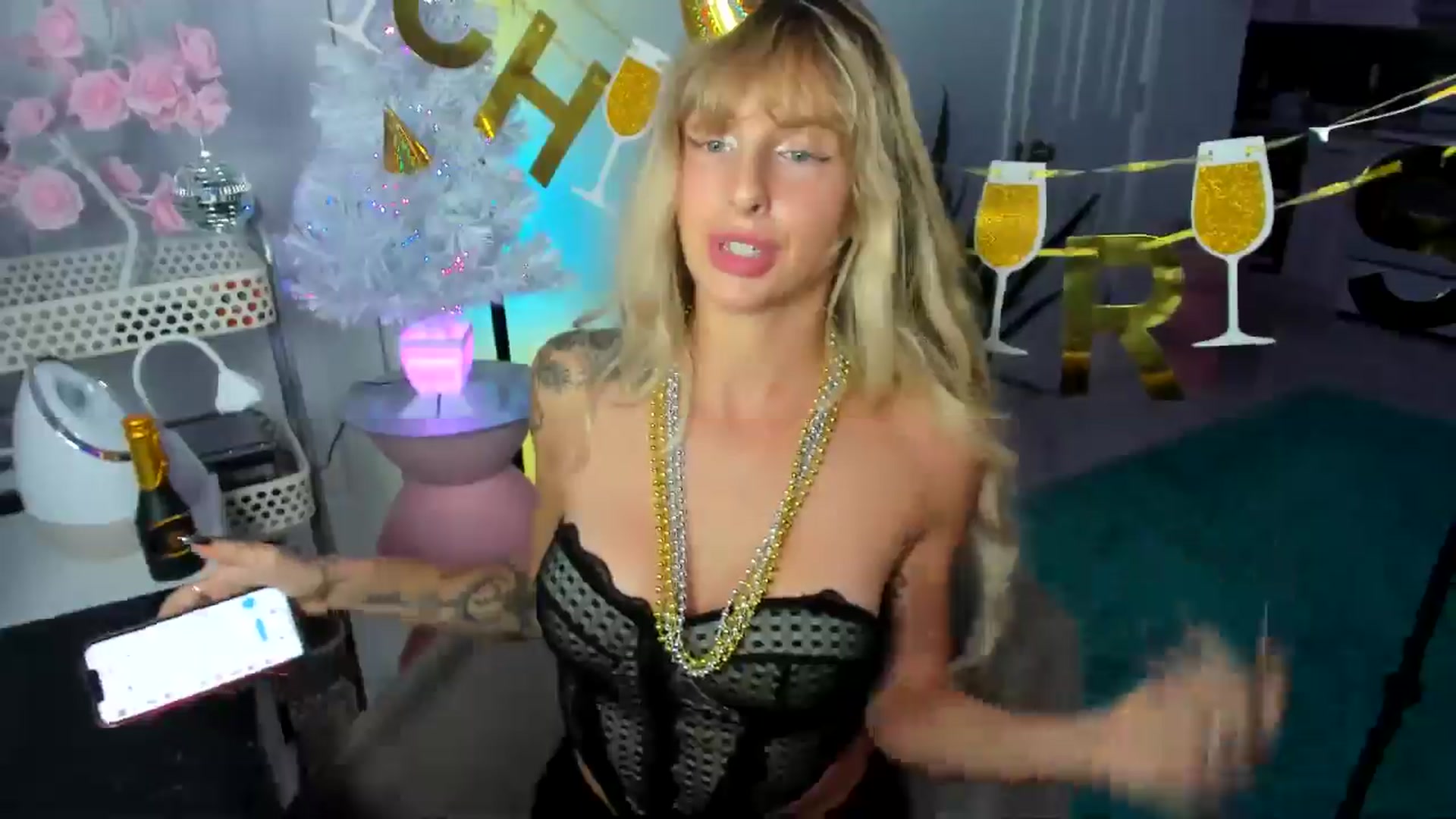 Gallery image thumbnail from Tati_Rae's myfreecams stream on, 12/31/2024, 23:42 image 20 of 20