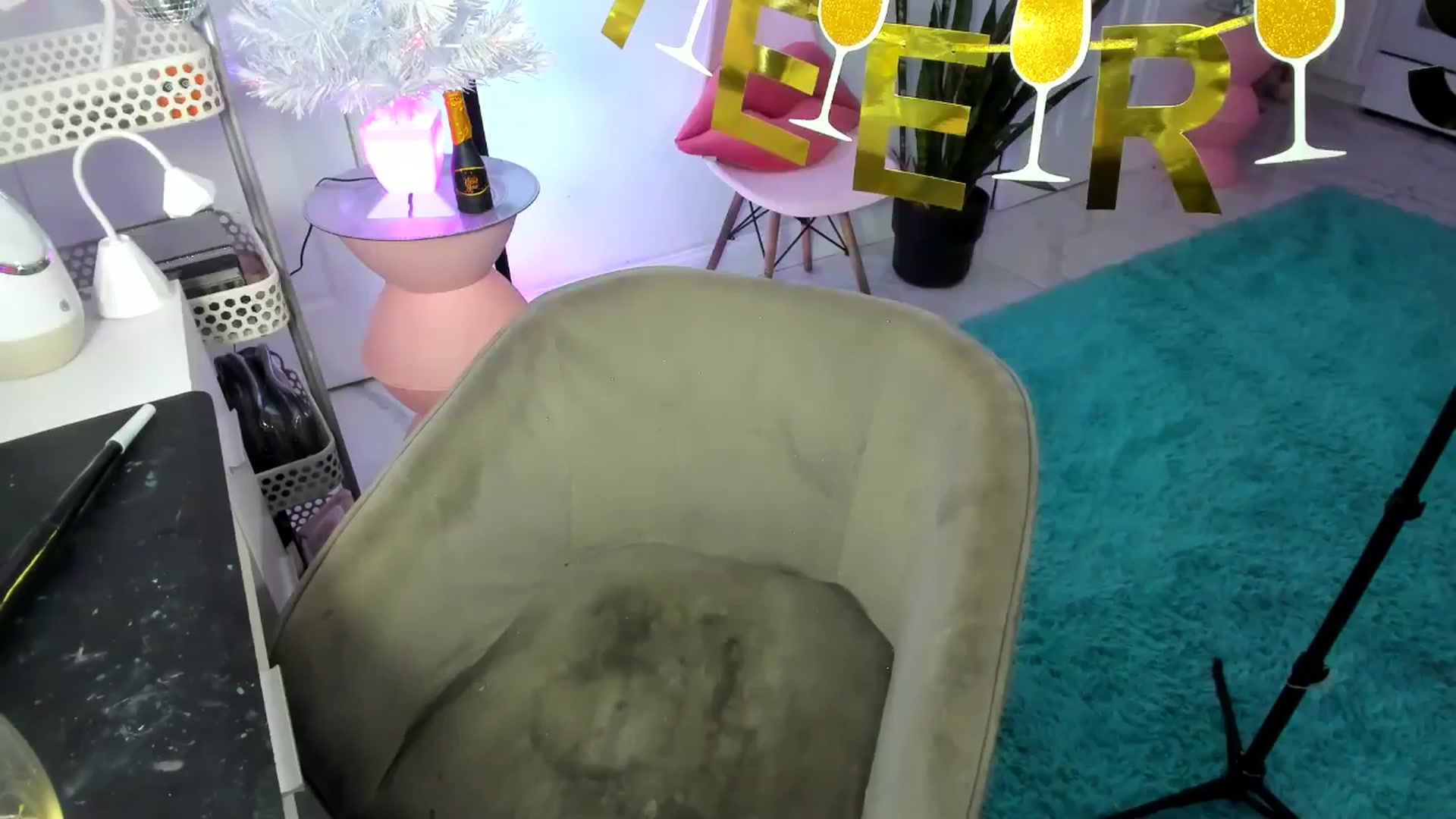 Gallery image thumbnail from Tati_Rae's myfreecams stream on, 01/01/2025, 03:54 image 9 of 20