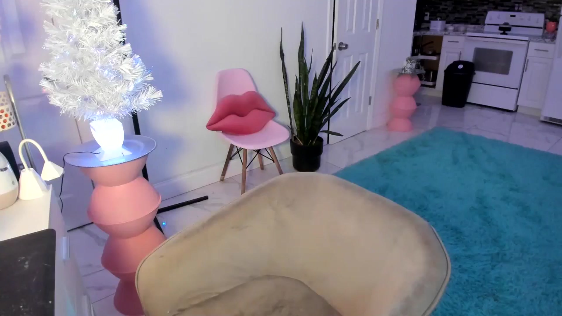 Gallery image thumbnail from Tati_Rae's myfreecams stream on, 01/02/2025, 08:33 image 20 of 20