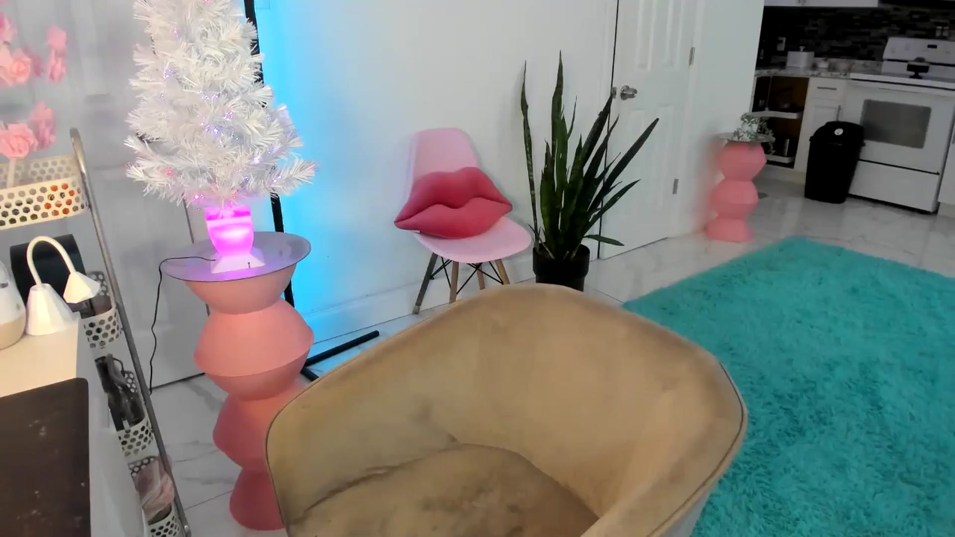 Gallery image thumbnail from Tati_Rae's myfreecams stream on, 01/02/2025, 19:38 image 18 of 20