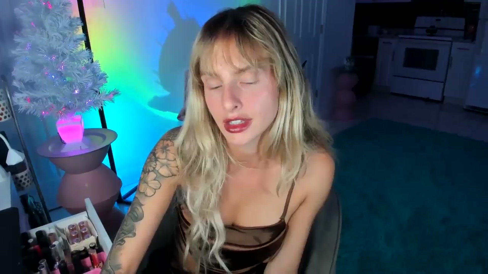 Gallery image thumbnail from Tati_Rae's myfreecams stream on, 01/04/2025, 01:42 image 7 of 20