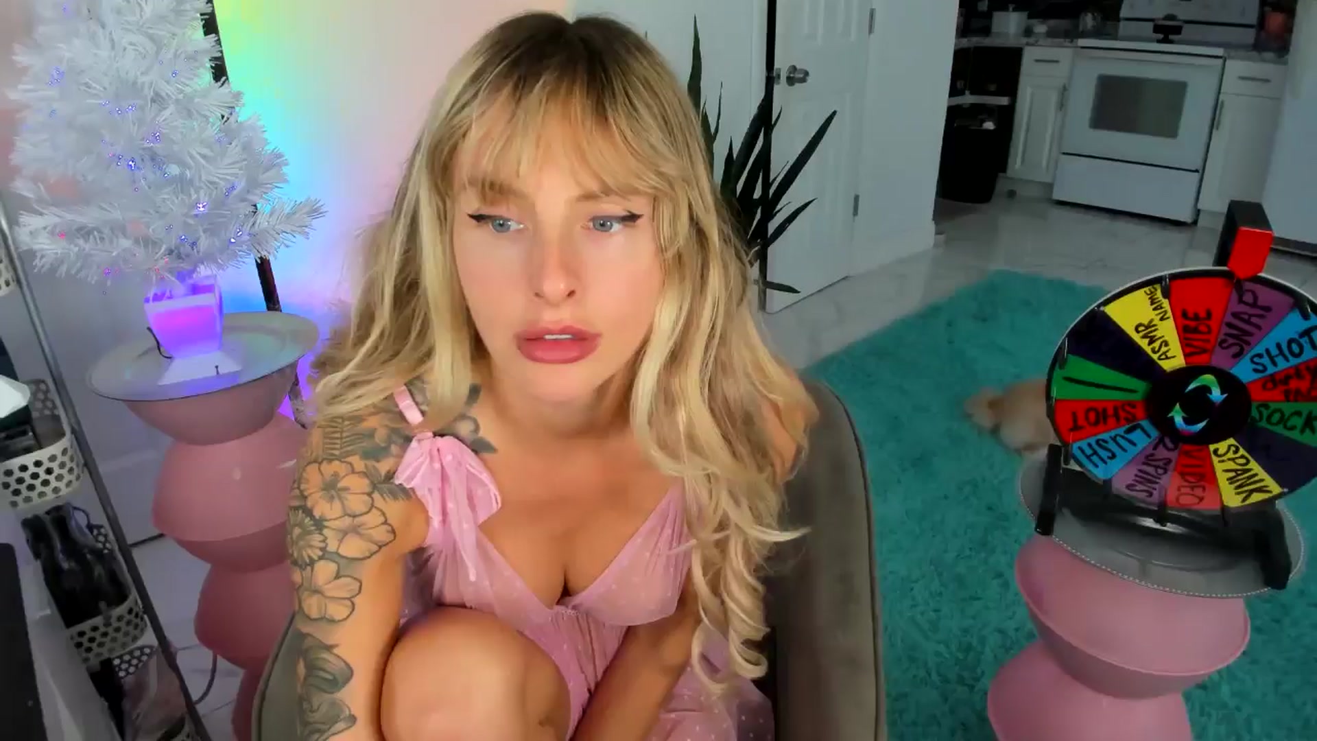 Gallery image thumbnail from Tati_Rae's myfreecams stream on, 01/04/2025, 18:09 image 1 of 20