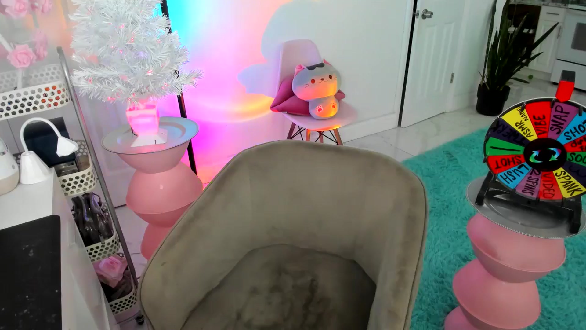 Gallery image thumbnail from Tati_Rae's myfreecams stream on, 01/05/2025, 17:05 image 16 of 20