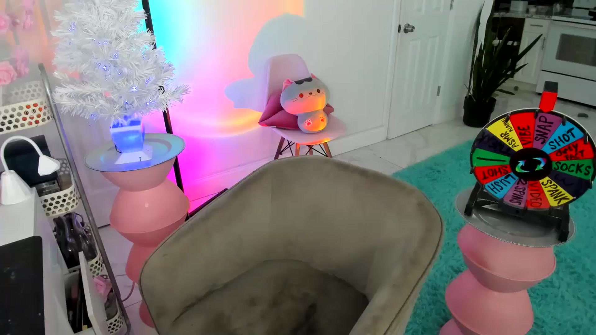 Gallery image thumbnail from Tati_Rae's myfreecams stream on, 01/05/2025, 17:05 image 7 of 20