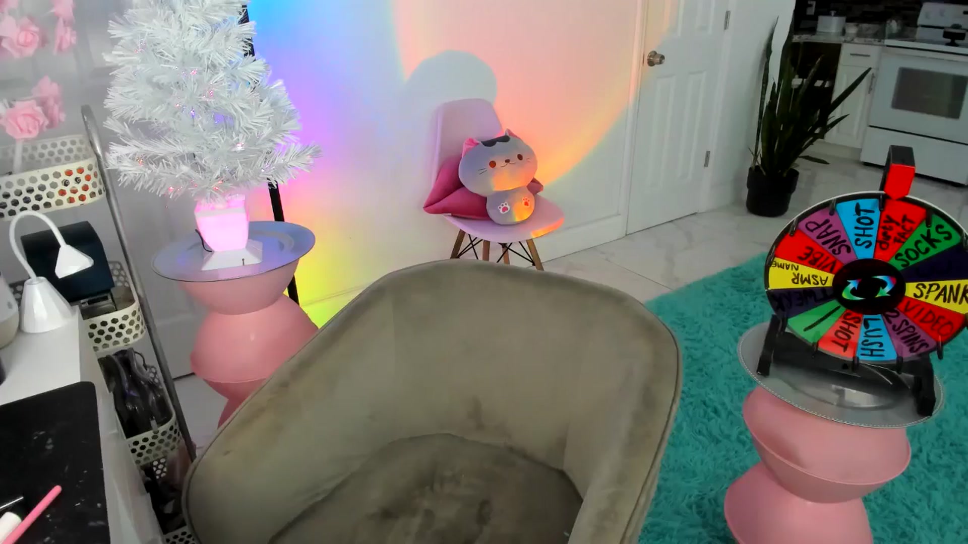 Gallery image thumbnail from Tati_Rae's myfreecams stream on, 01/07/2025, 17:29 image 8 of 20