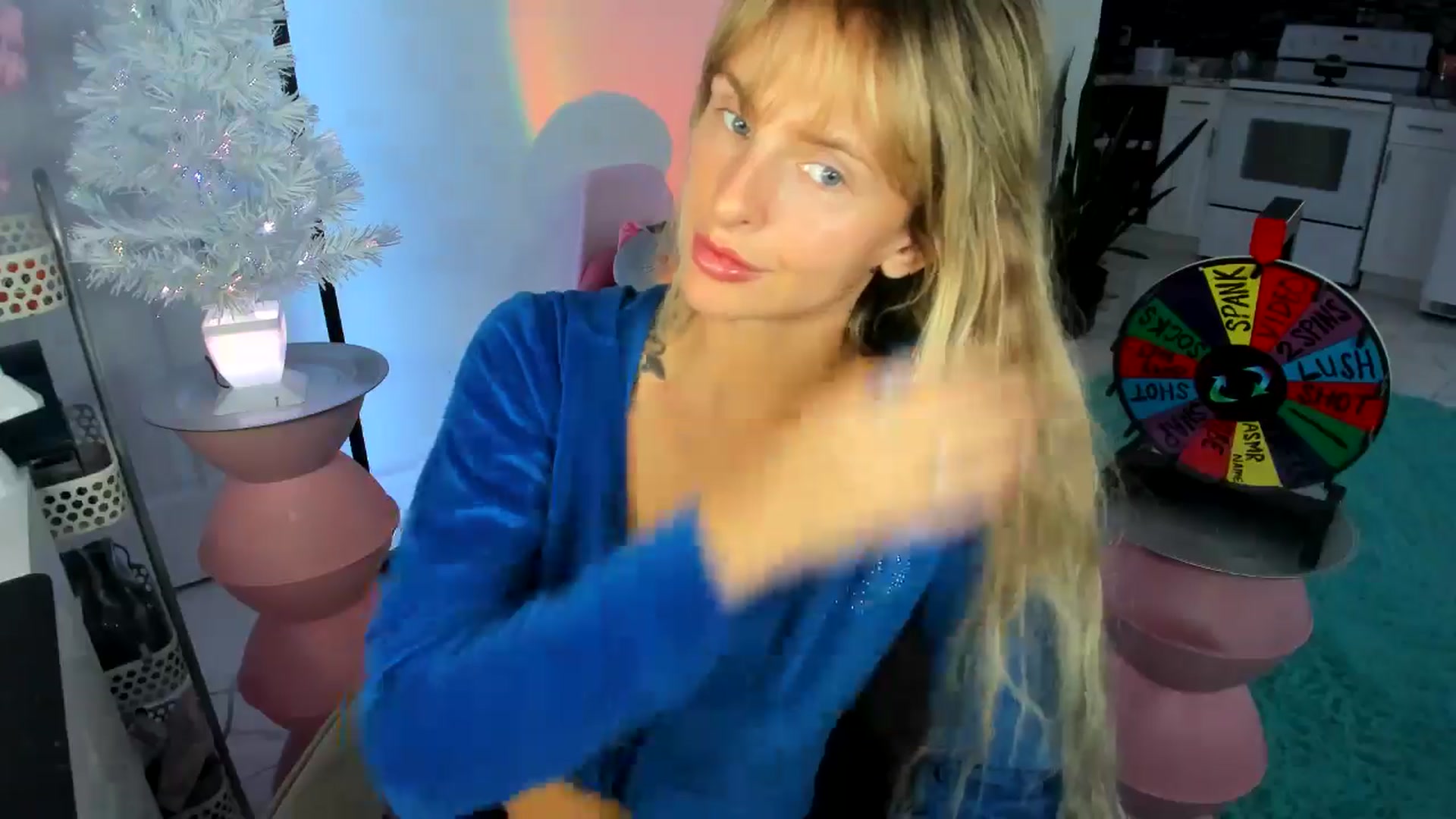 Gallery image thumbnail from Tati_Rae's myfreecams stream on, 01/09/2025, 17:04 image 4 of 20