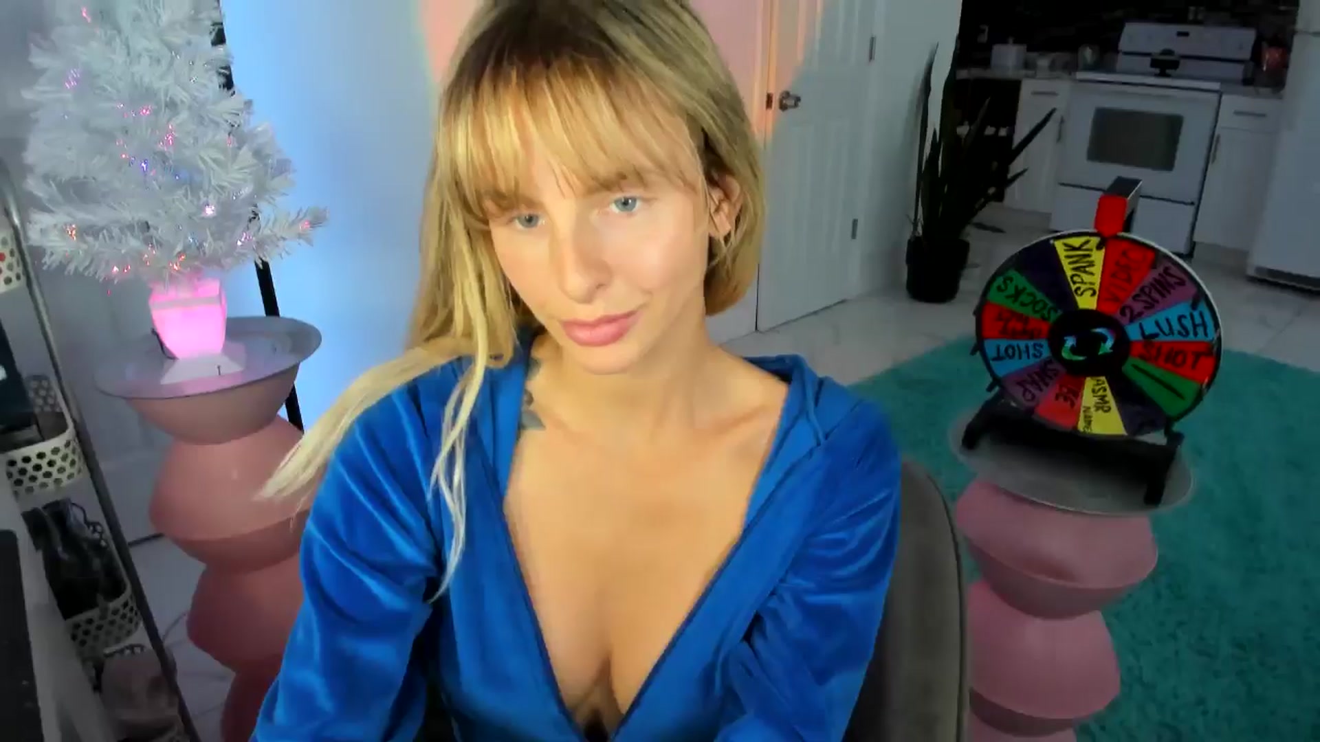 Gallery image thumbnail from Tati_Rae's myfreecams stream on, 01/09/2025, 18:18 image 13 of 20