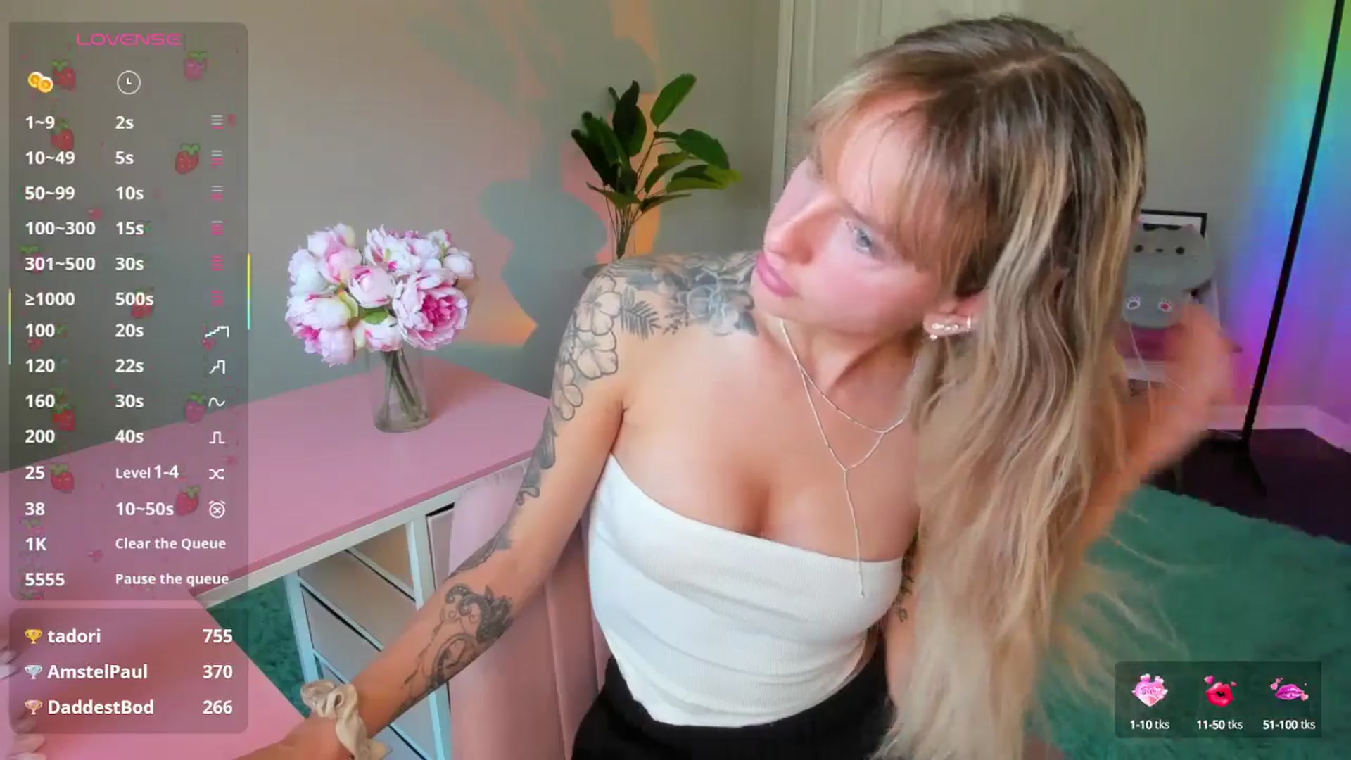 Gallery image thumbnail from Tati_Rae's myfreecams stream on, 01/27/2025, 18:08 image 16 of 20