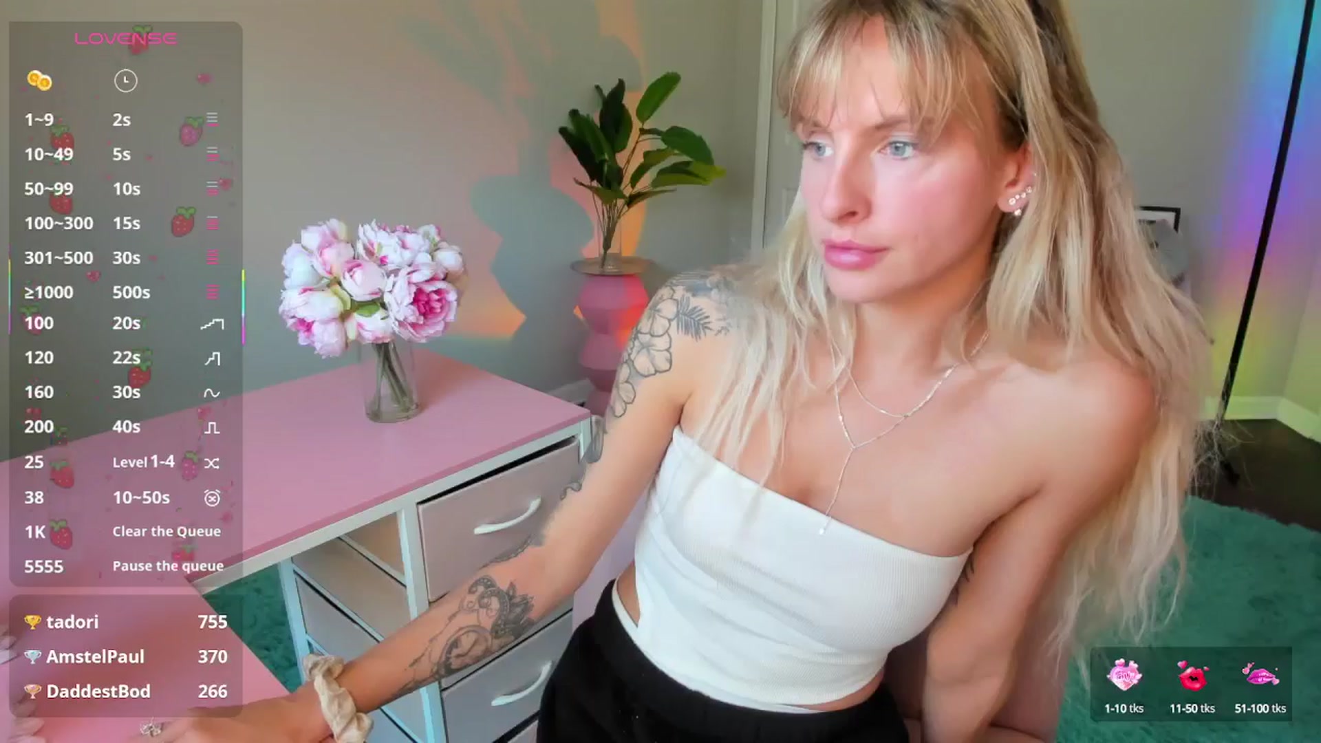 Gallery image thumbnail from Tati_Rae's myfreecams stream on, 01/27/2025, 18:08 image 6 of 20
