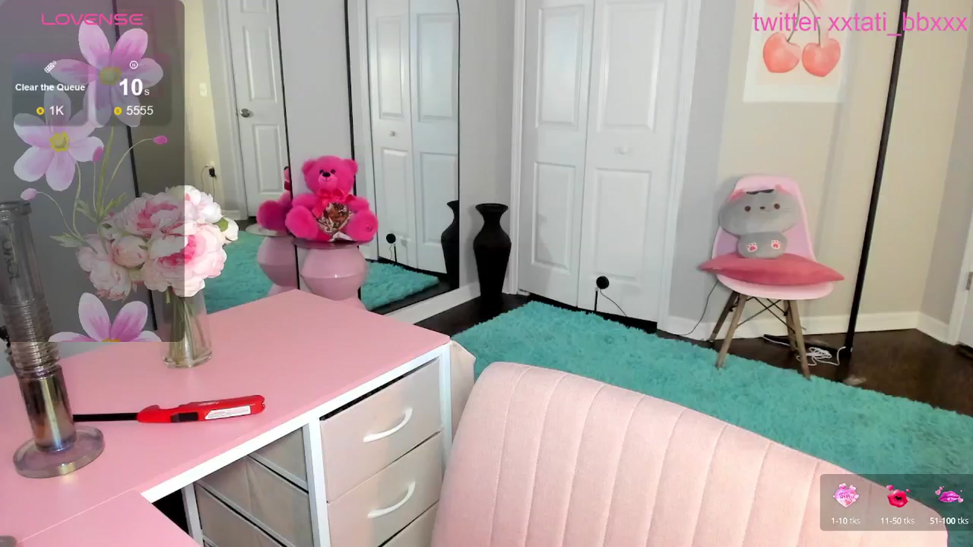 Gallery image thumbnail from Tati_Rae's myfreecams stream on, 05/02/2025, 02:32 image 9 of 20