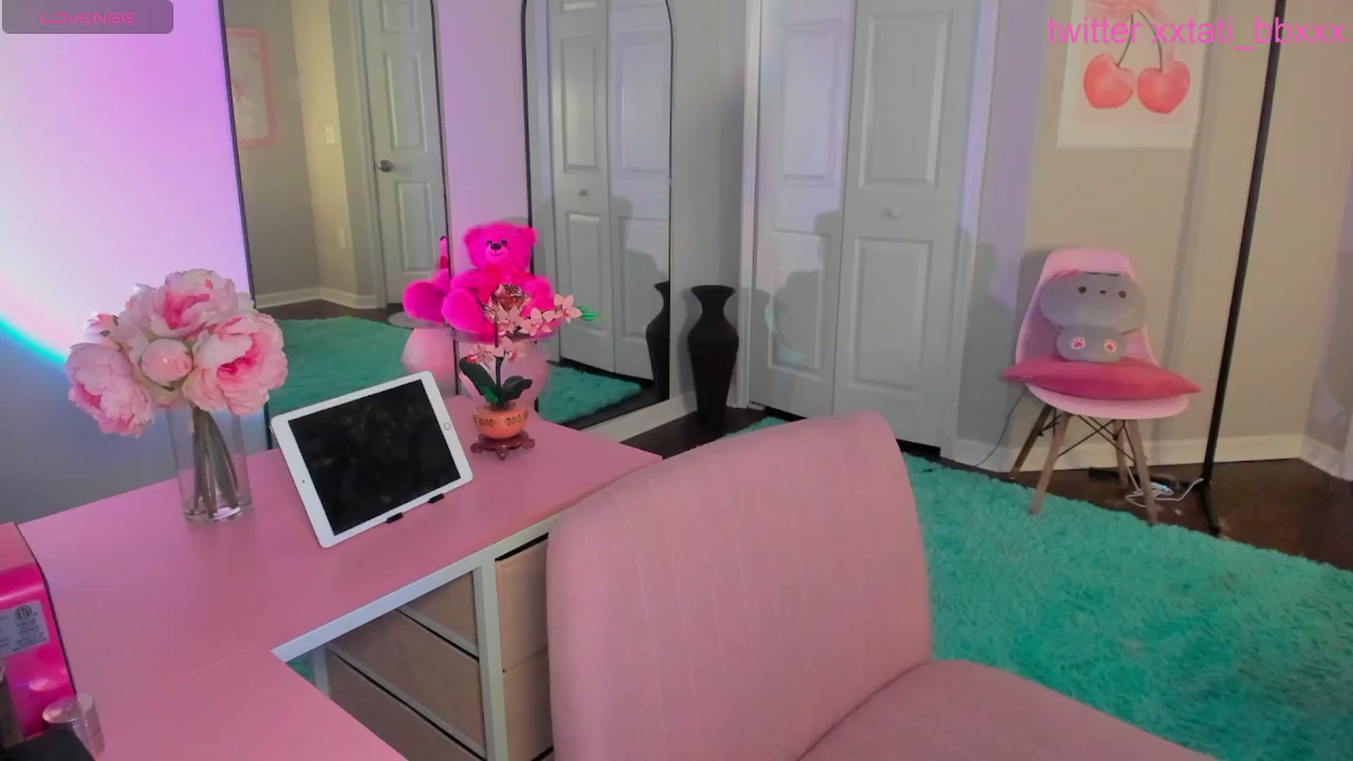 Gallery image thumbnail from Tati_Rae's myfreecams stream on, 05/07/2025, 02:44 image 1 of 20