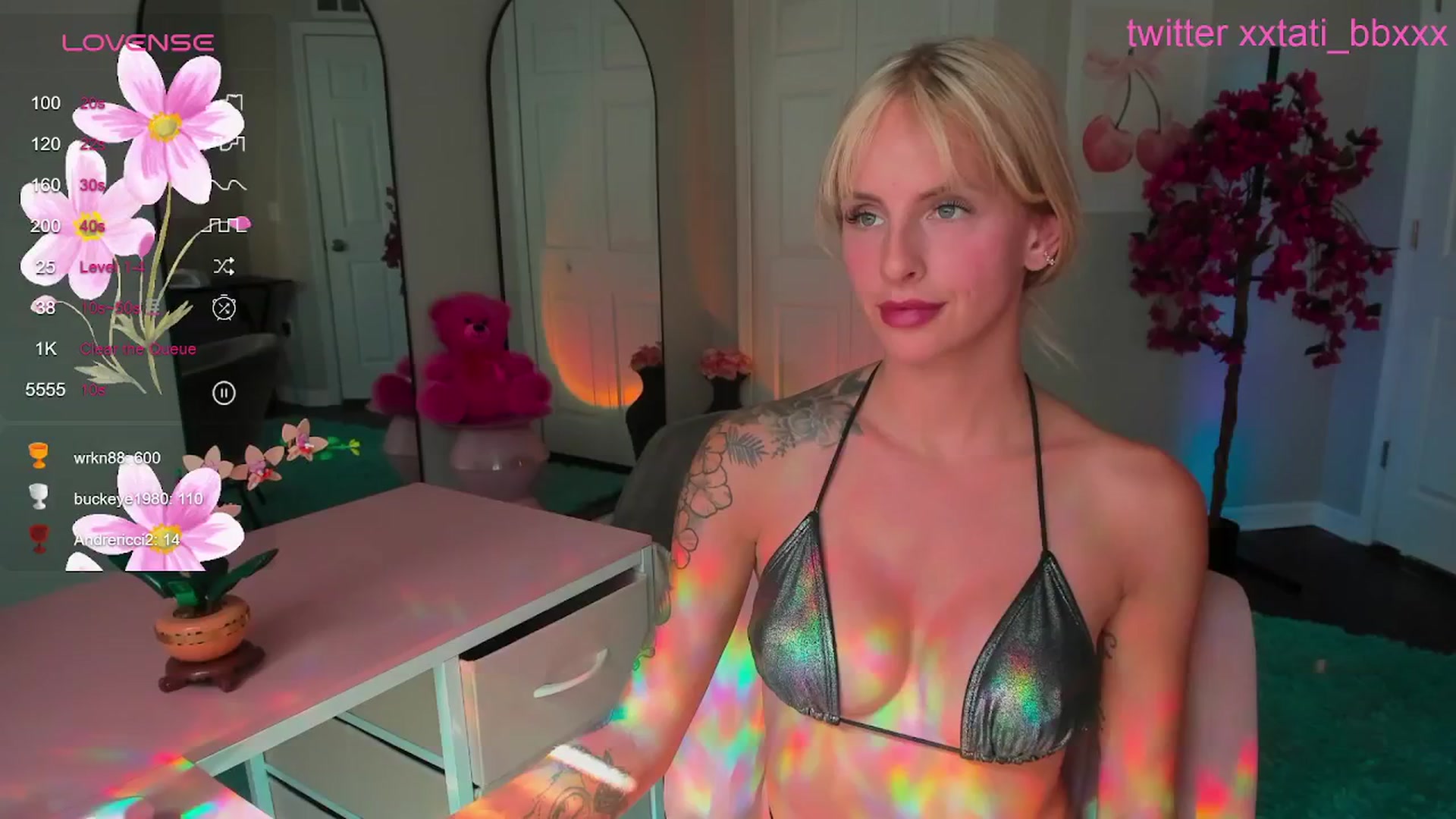 Gallery image thumbnail from Tati_Rae's myfreecams stream on, 05/16/2025, 20:37 image 11 of 20