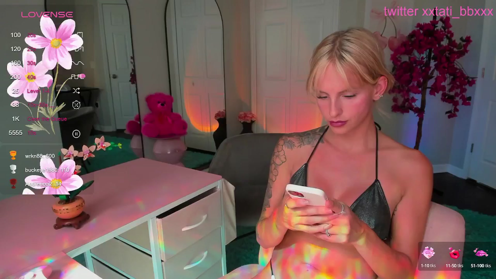 Gallery image thumbnail from Tati_Rae's myfreecams stream on, 05/16/2025, 20:37 image 1 of 20
