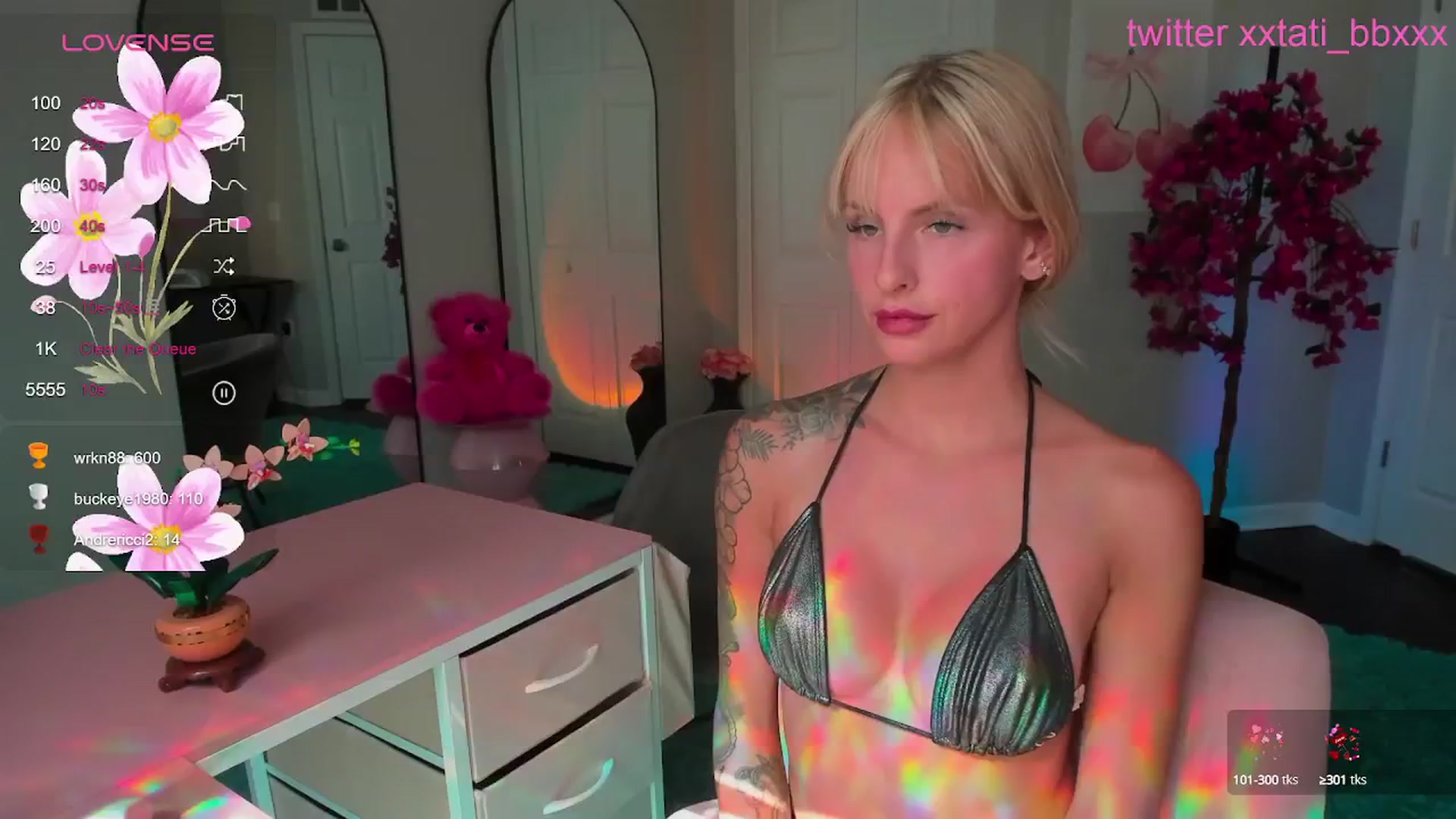 Gallery image thumbnail from Tati_Rae's myfreecams stream on, 05/16/2025, 20:37 image 15 of 20