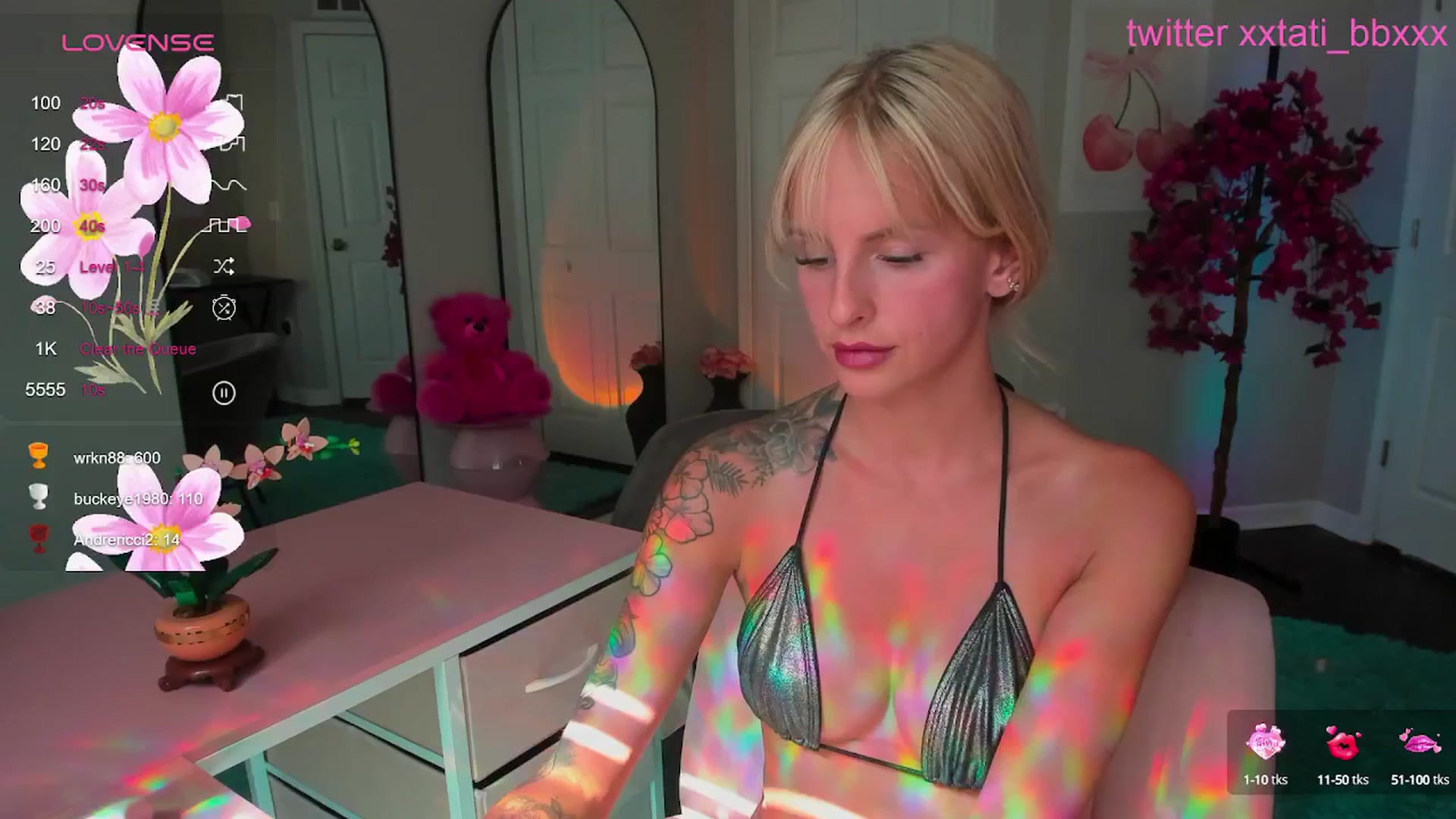 Gallery image thumbnail from Tati_Rae's myfreecams stream on, 05/16/2025, 20:37 image 16 of 20