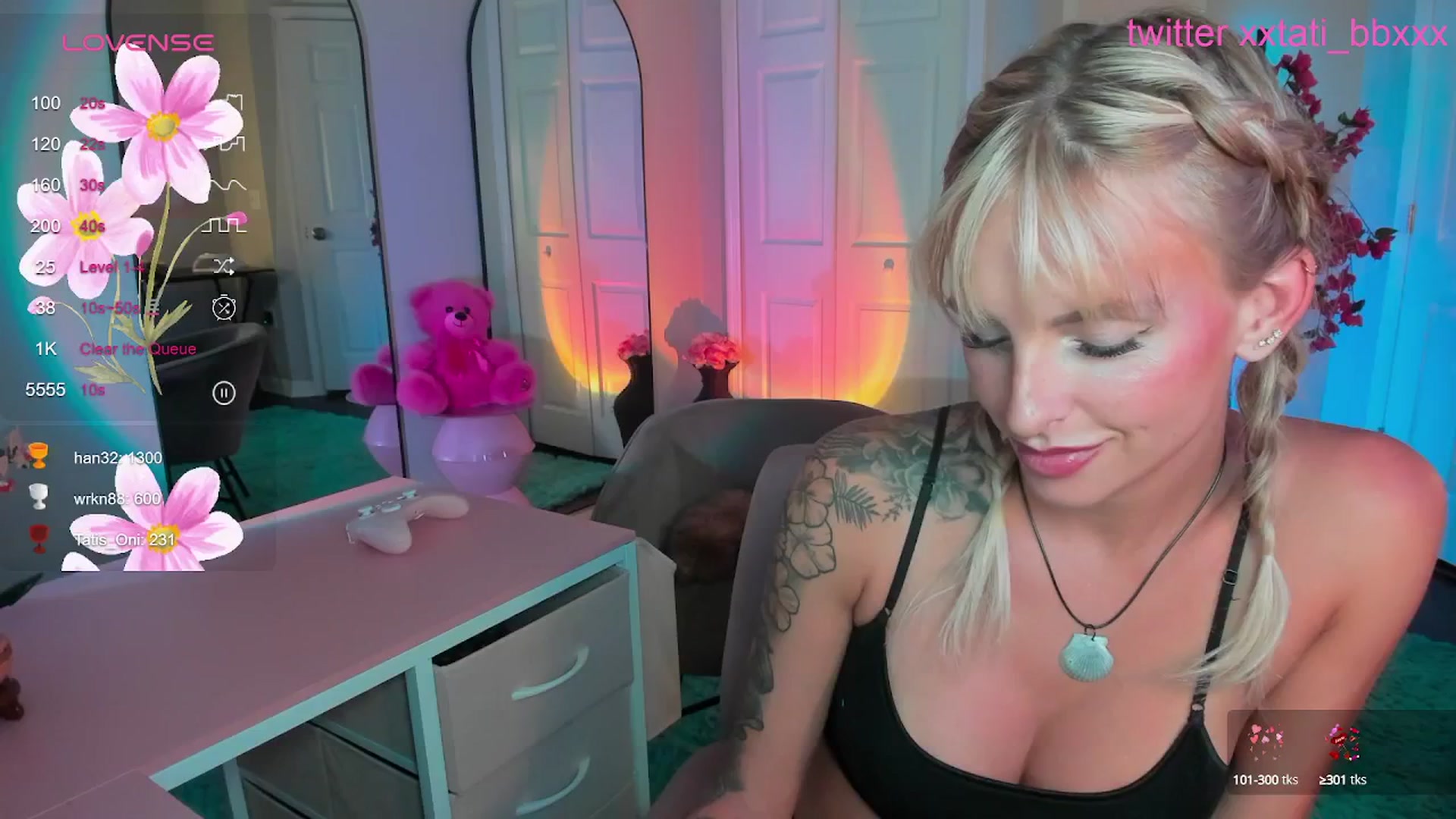 Gallery image thumbnail from Tati_Rae's myfreecams stream on, 05/17/2025, 05:26 image 19 of 20