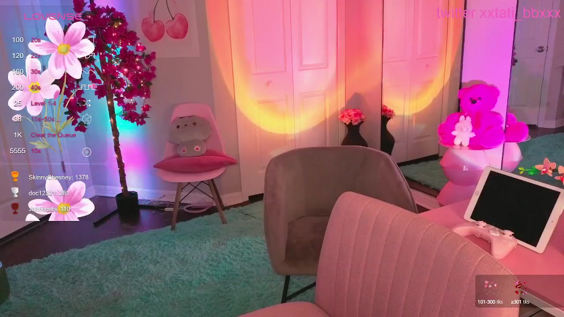 Gallery image thumbnail from Tati_Rae's myfreecams stream on, 05/25/2025, 06:18 image 13 of 20