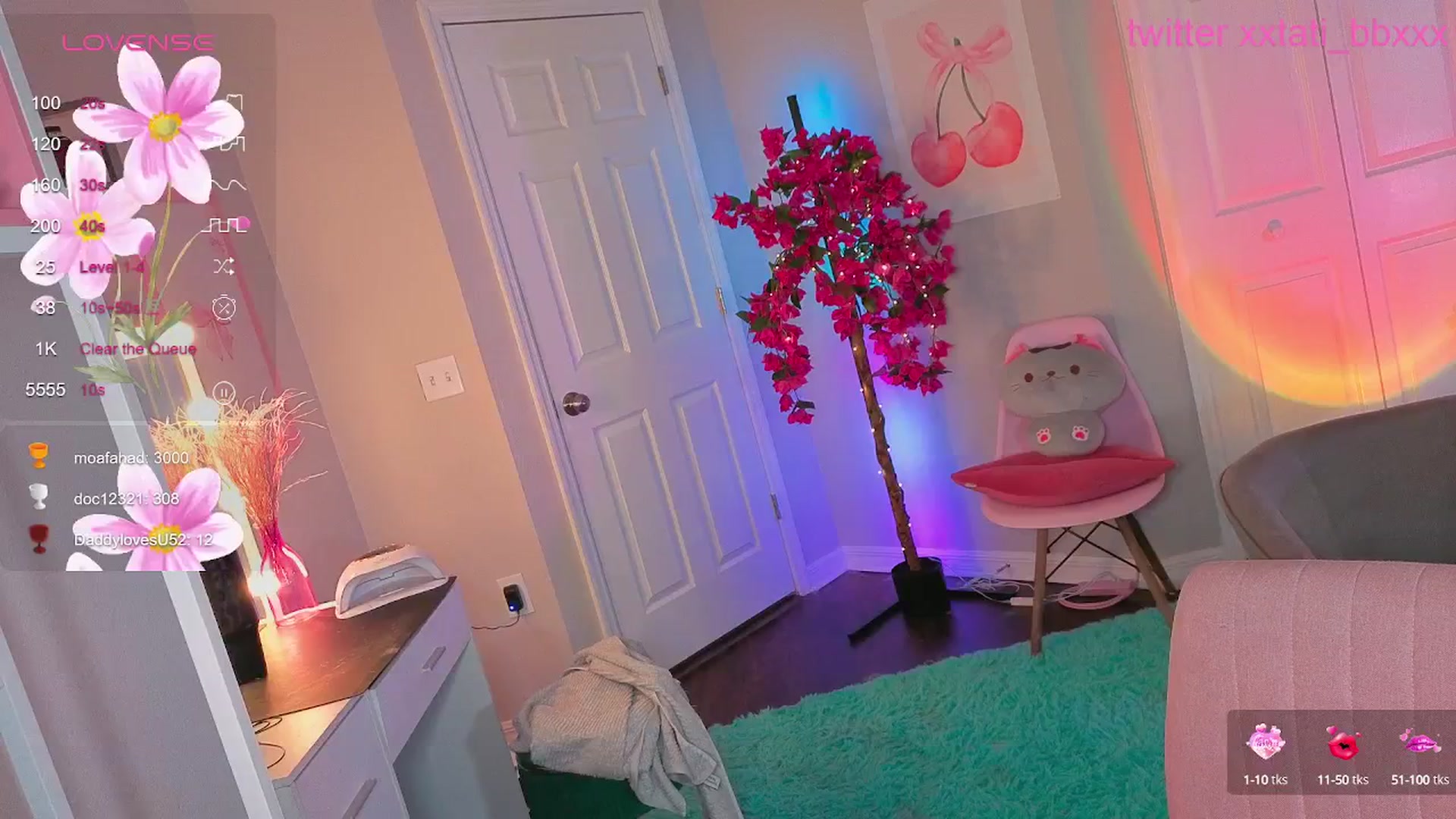 Gallery image thumbnail from Tati_Rae's myfreecams stream on, 05/27/2025, 06:01 image 7 of 20