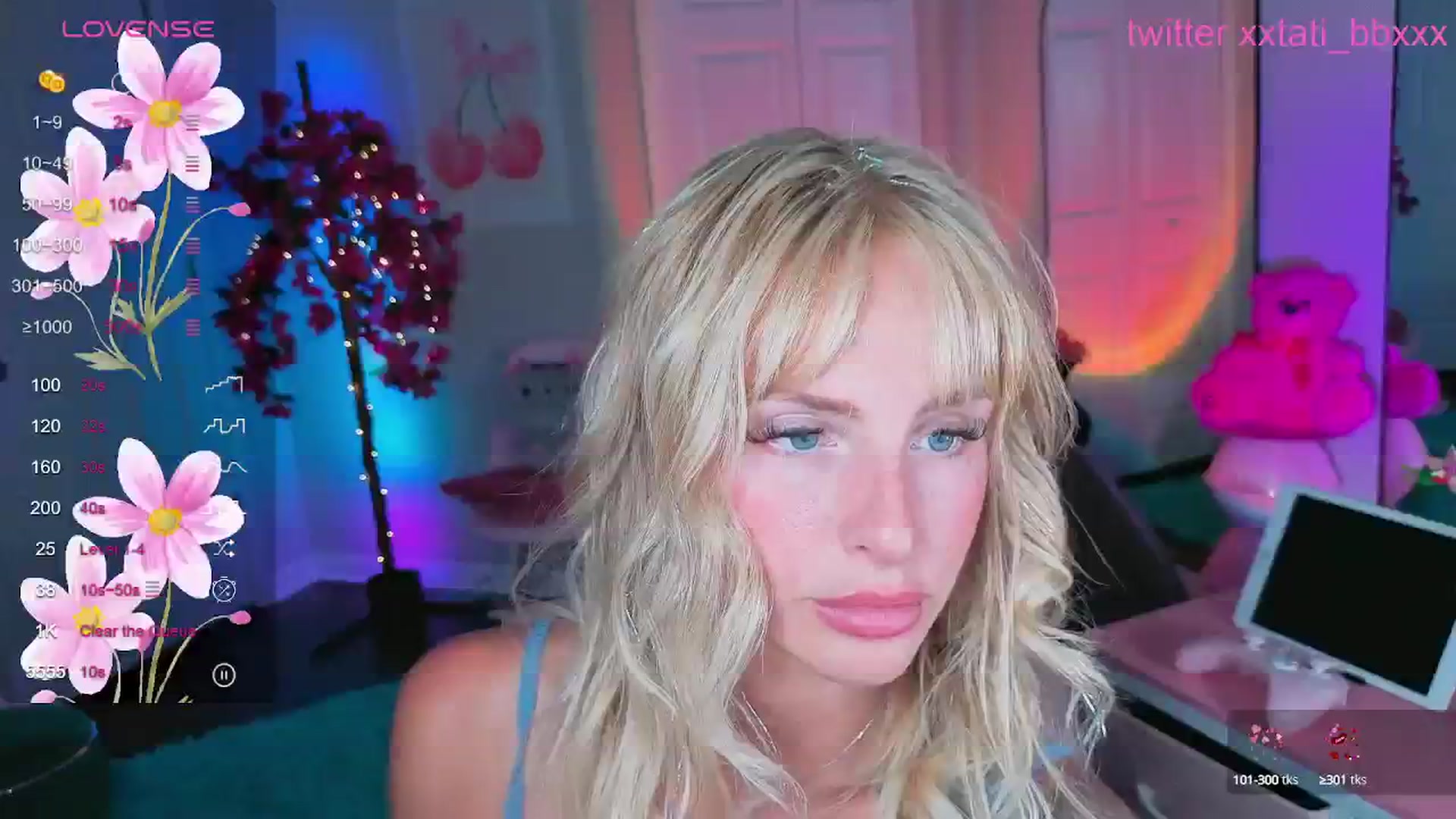 Gallery image thumbnail from Tati_Rae's myfreecams stream on, 05/27/2025, 08:06 image 1 of 20