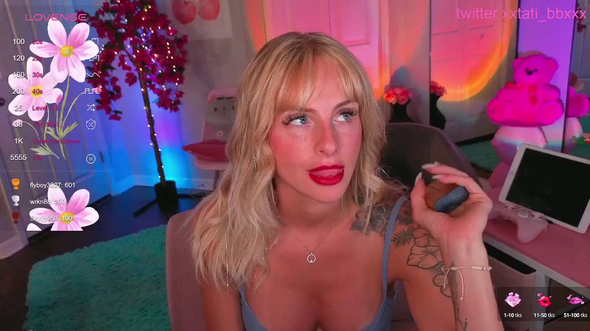 Gallery image thumbnail from Tati_Rae's myfreecams stream on, 05/27/2025, 08:57 image 17 of 20