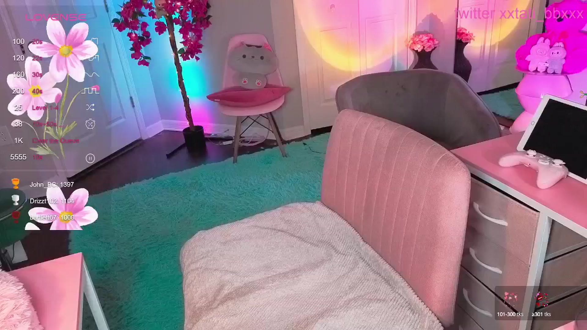 Gallery image thumbnail from Tati_Rae's myfreecams stream on, 06/01/2025, 07:27 image 19 of 20