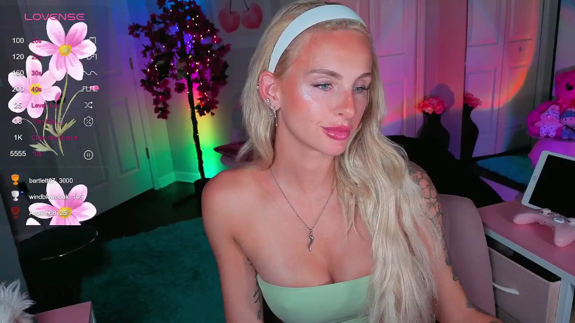 Gallery image thumbnail from Tati_Rae's myfreecams stream on, 06/24/2025, 04:48 image 15 of 20