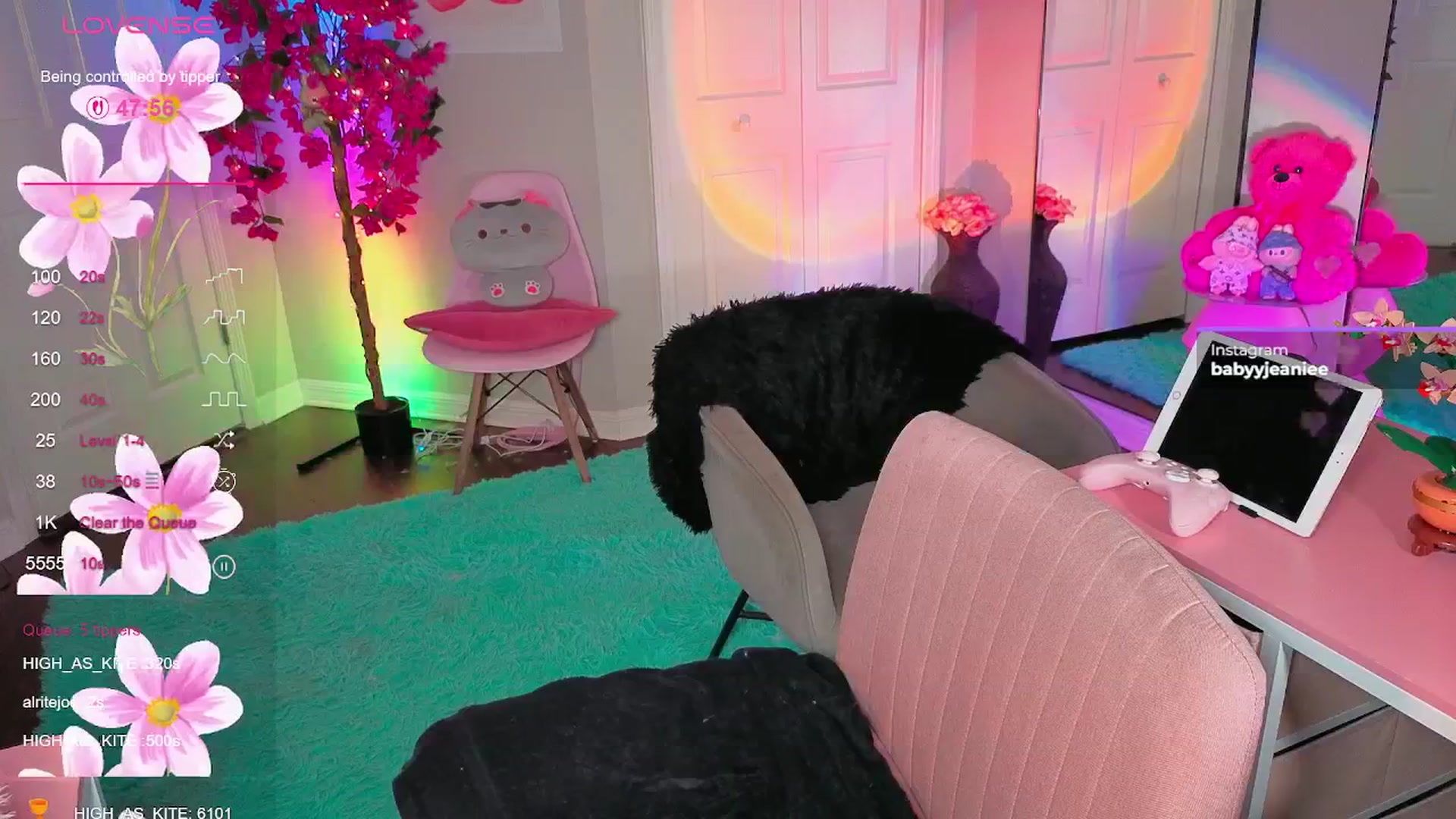 Gallery image thumbnail from Tati_Rae's myfreecams stream on, 06/26/2025, 06:25 image 16 of 20