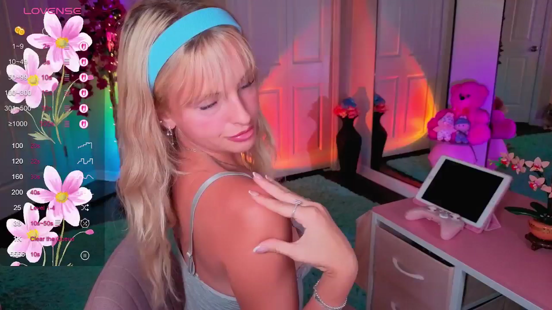 Gallery image thumbnail from Tati_Rae's myfreecams stream on, 07/27/2025, 03:57 image 12 of 20